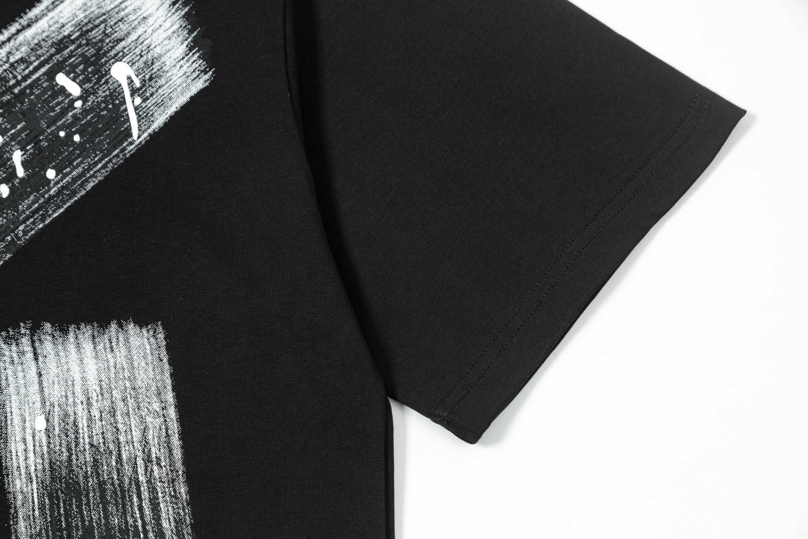 New Graffiti Letters T-shirt