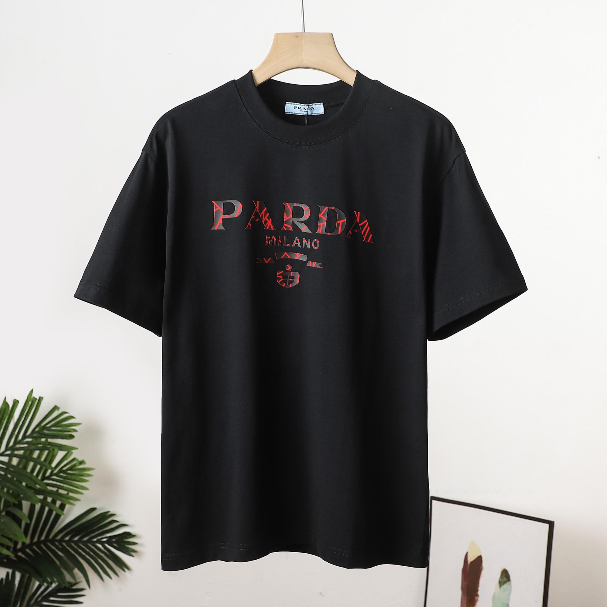 Cracked Silicone Lettering T-shirt