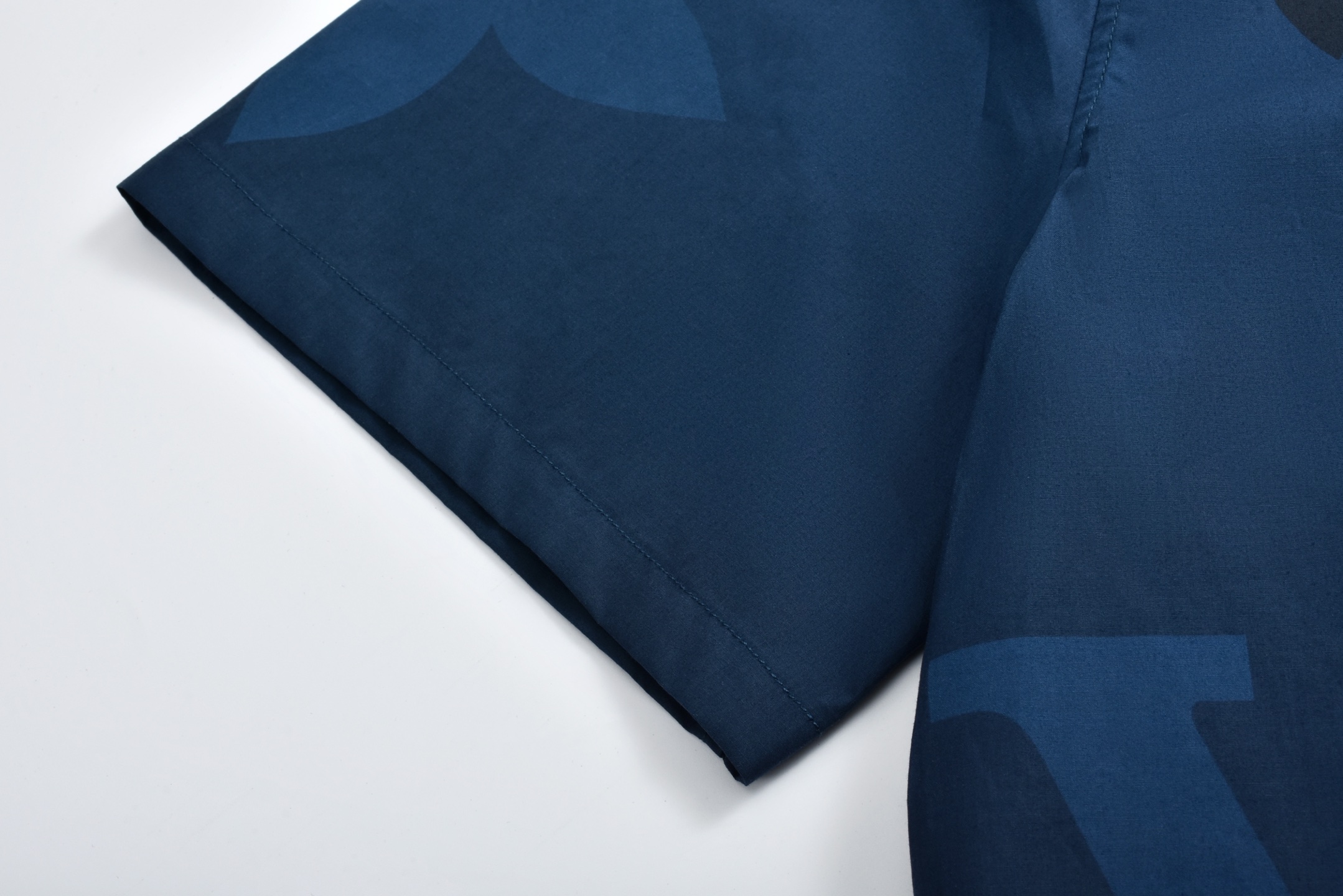 Gradient Print Short Sleeve Shirt