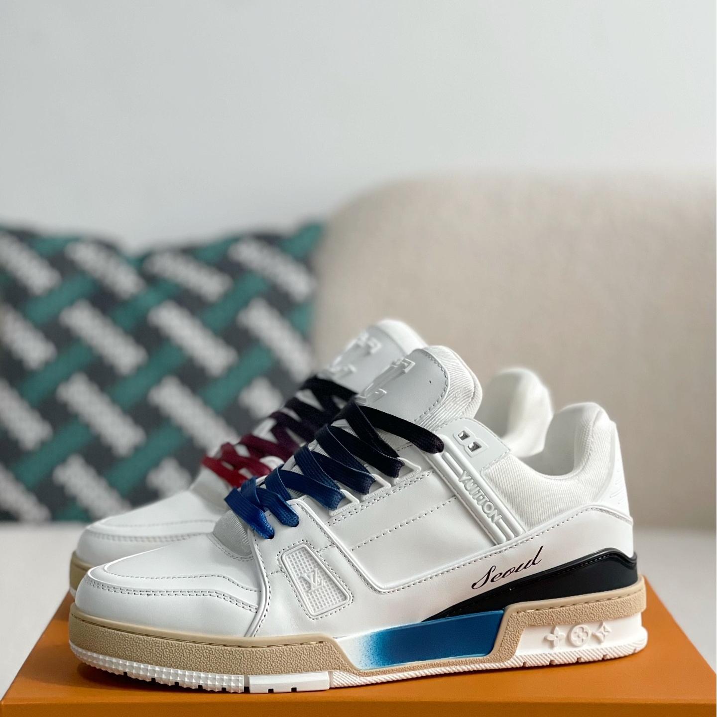 White and Red Trainer Sneaker