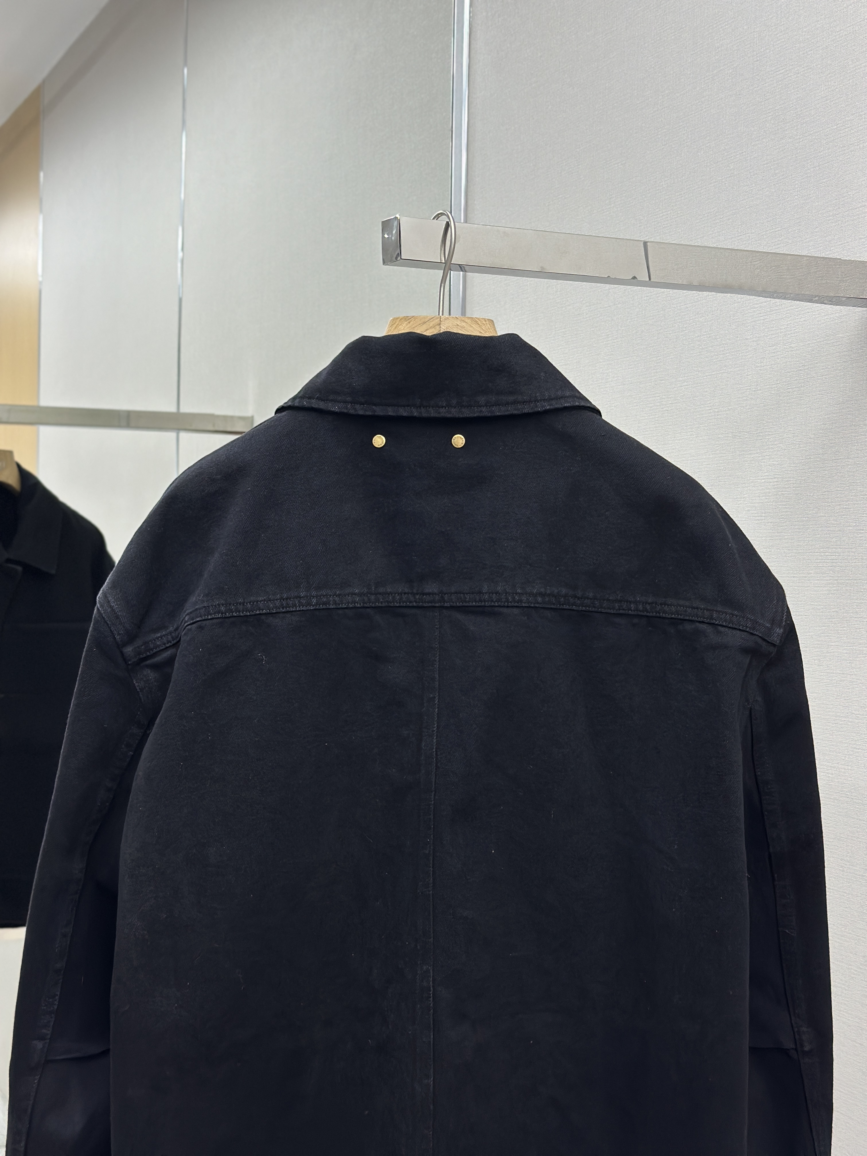 New Embossed Long Sleeve Jacket