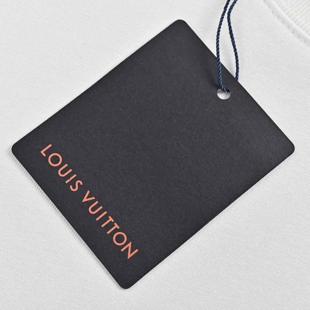 Hand-painted large letters T-shirt