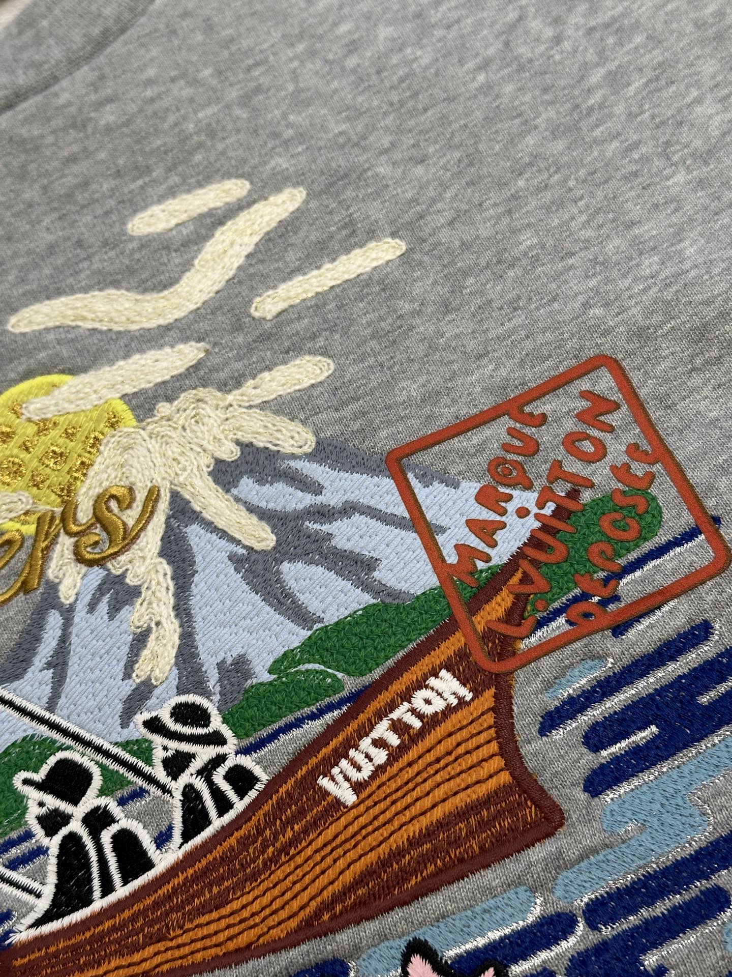 25SS Snow Mountain Co-Branded Long-Sleeve Sweatshirt