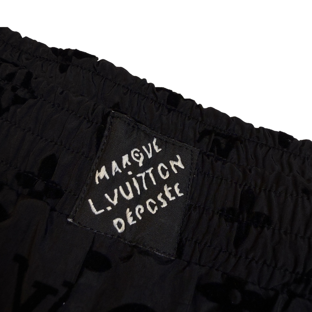 Printed flocked shorts