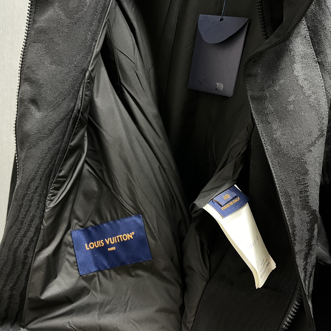 Tree Ring Jacquard Windproof Jacket