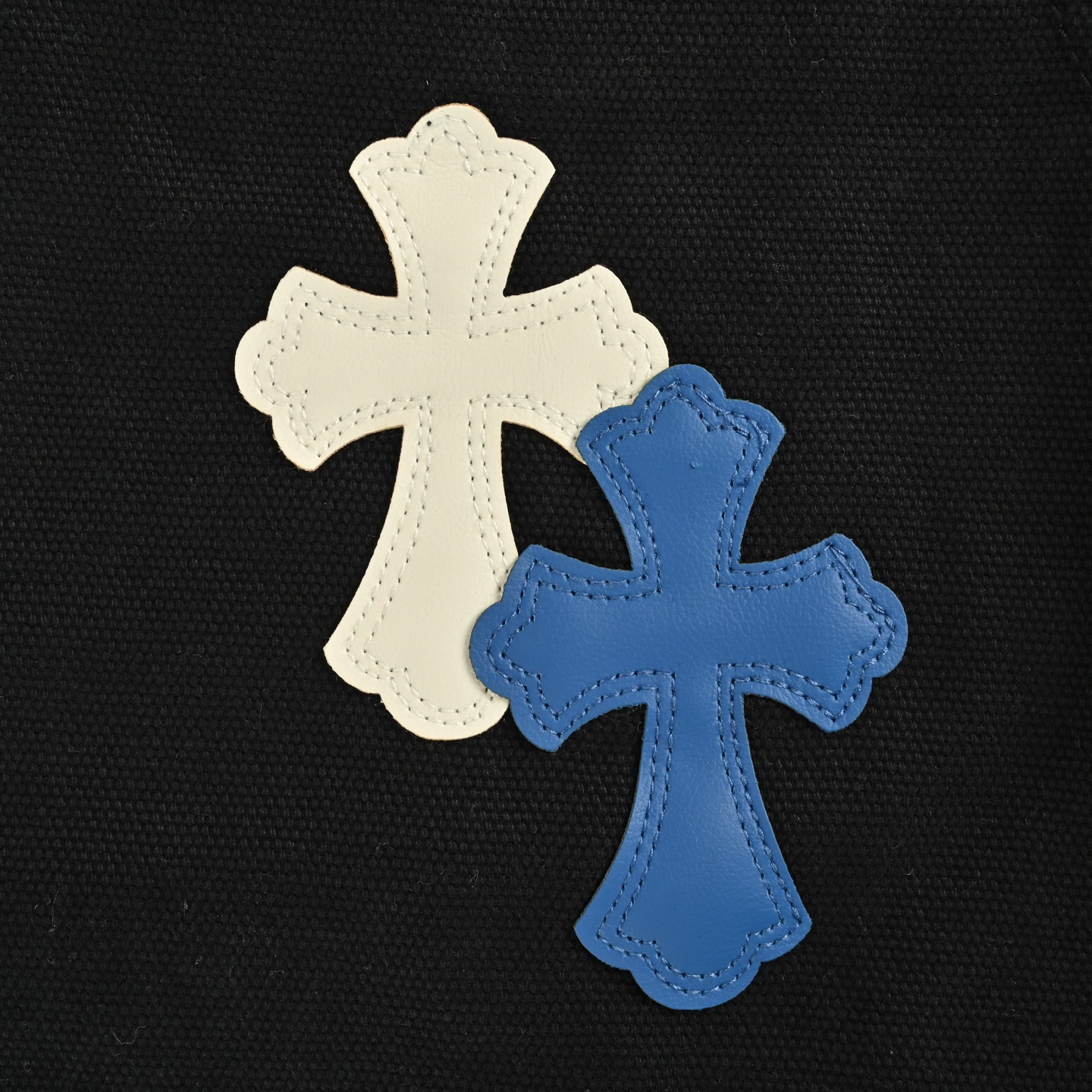 Leather label cross cargo jeans