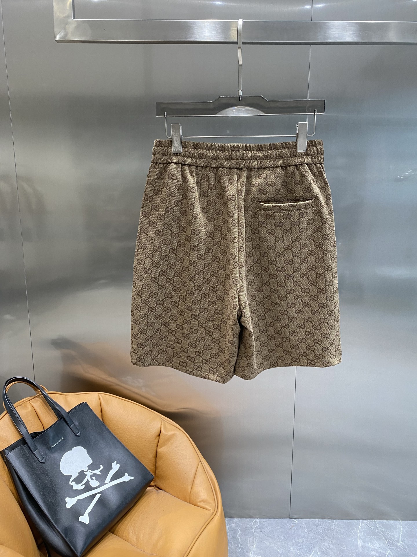 Classic brown plaid shorts