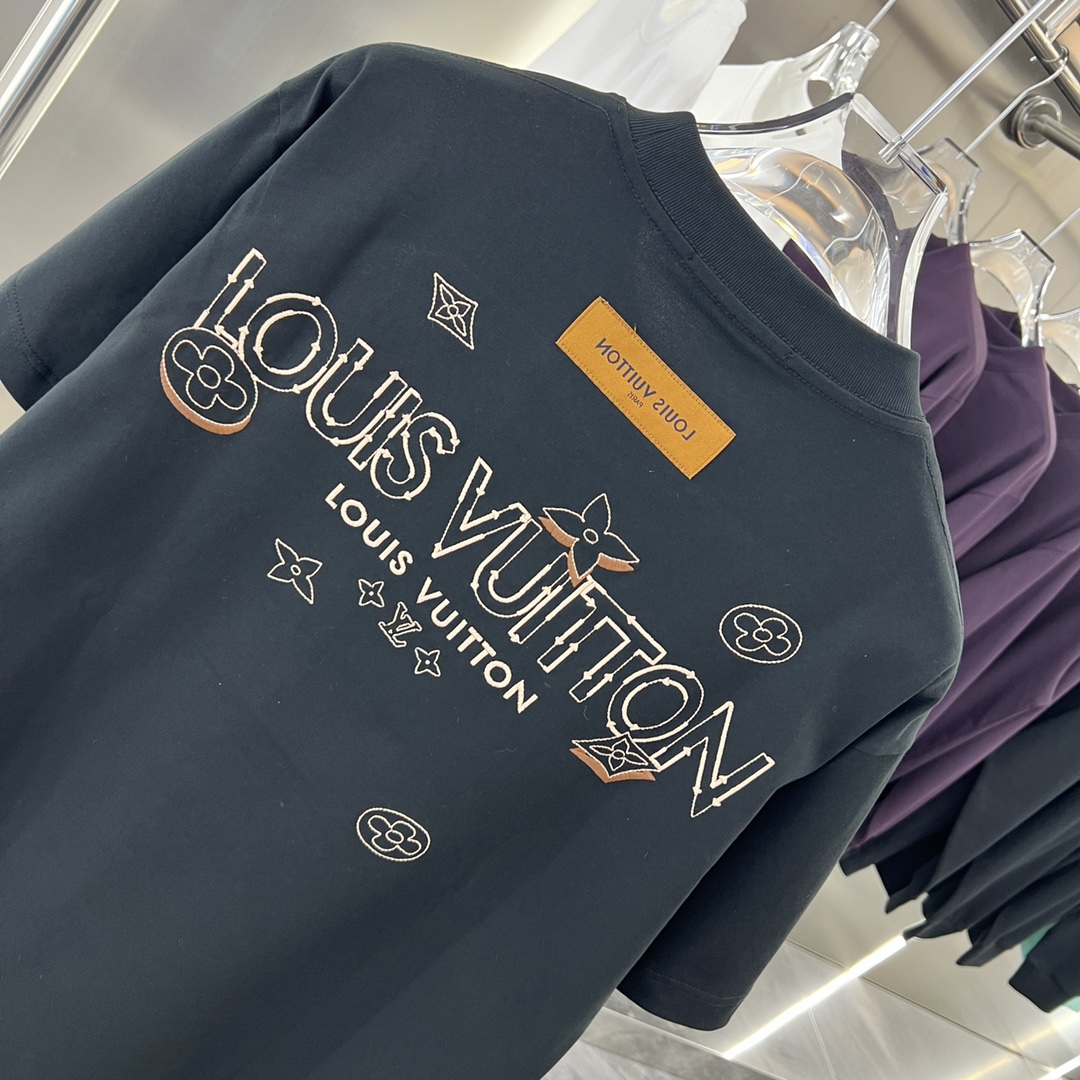 New Embroidered Personalized T-shirt