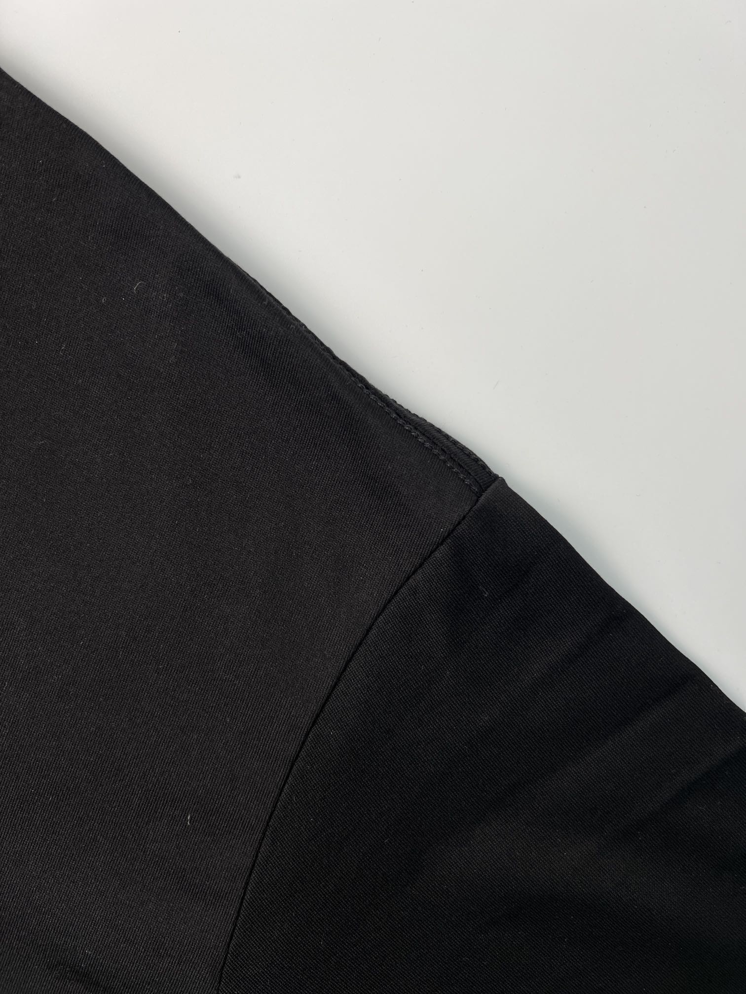 Round neck short-sleeved T-shirt