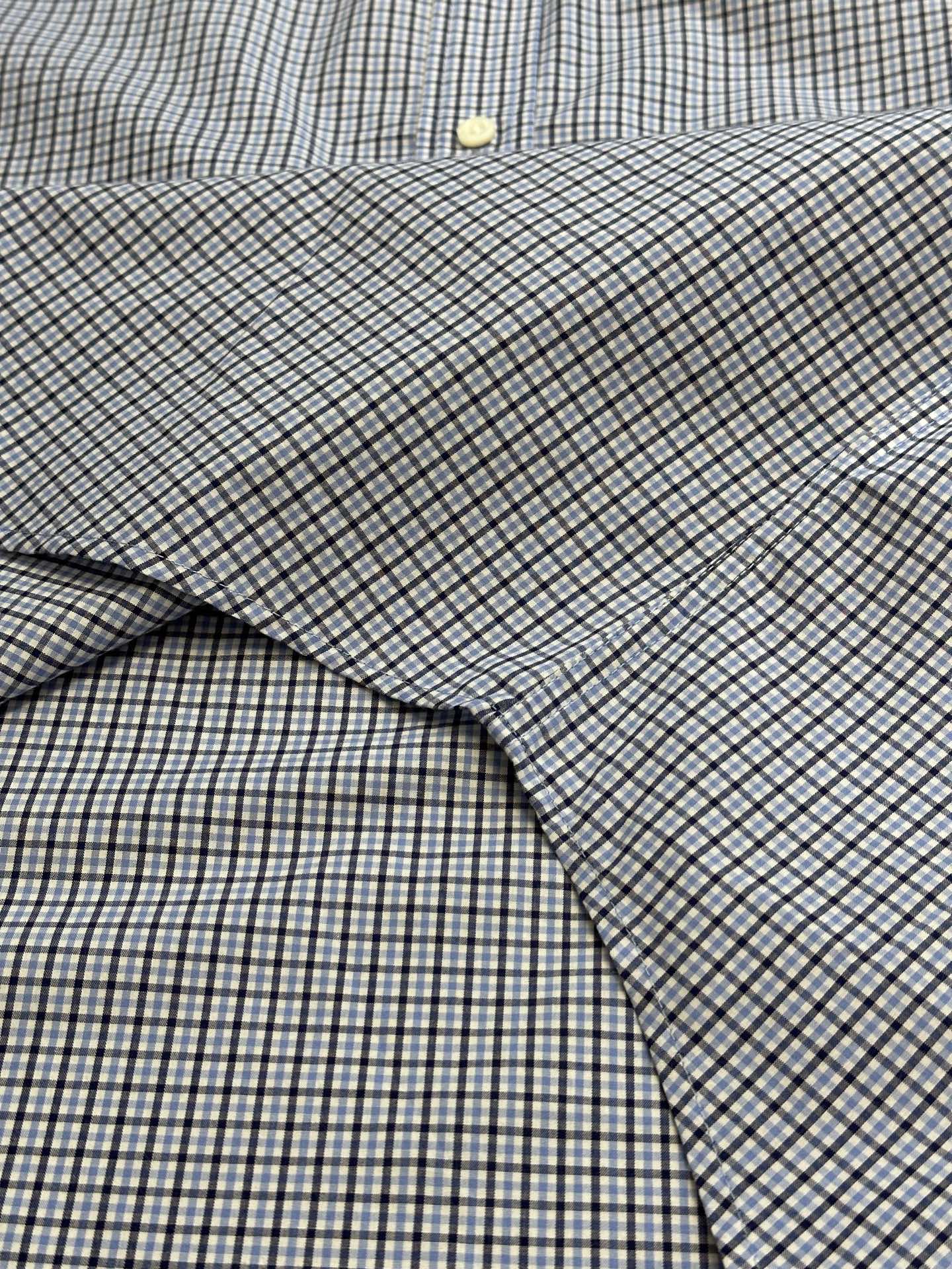 Long-sleeve plaid shirt