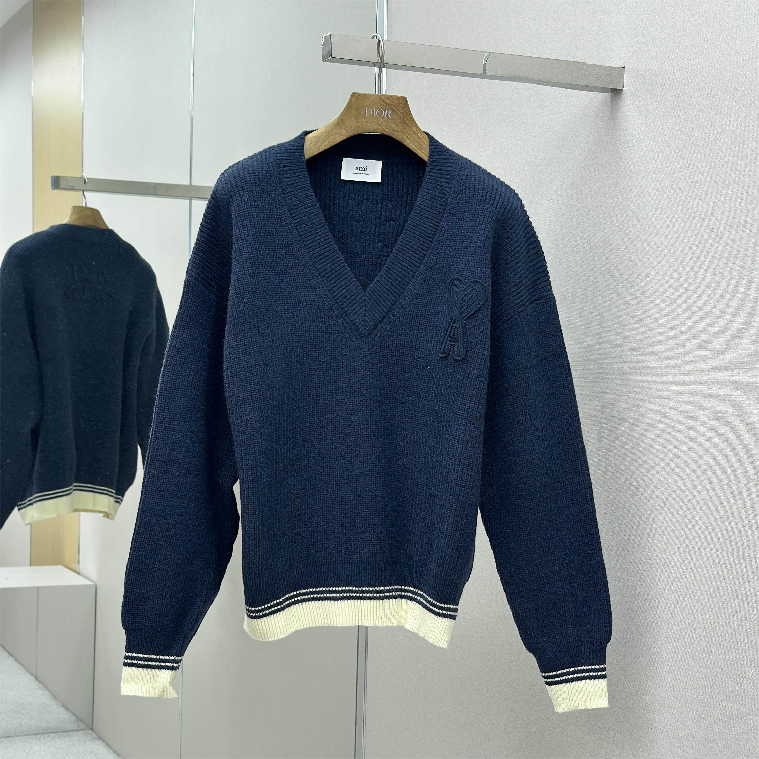 Heart Stripe V-Neck Long Sleeve Sweater