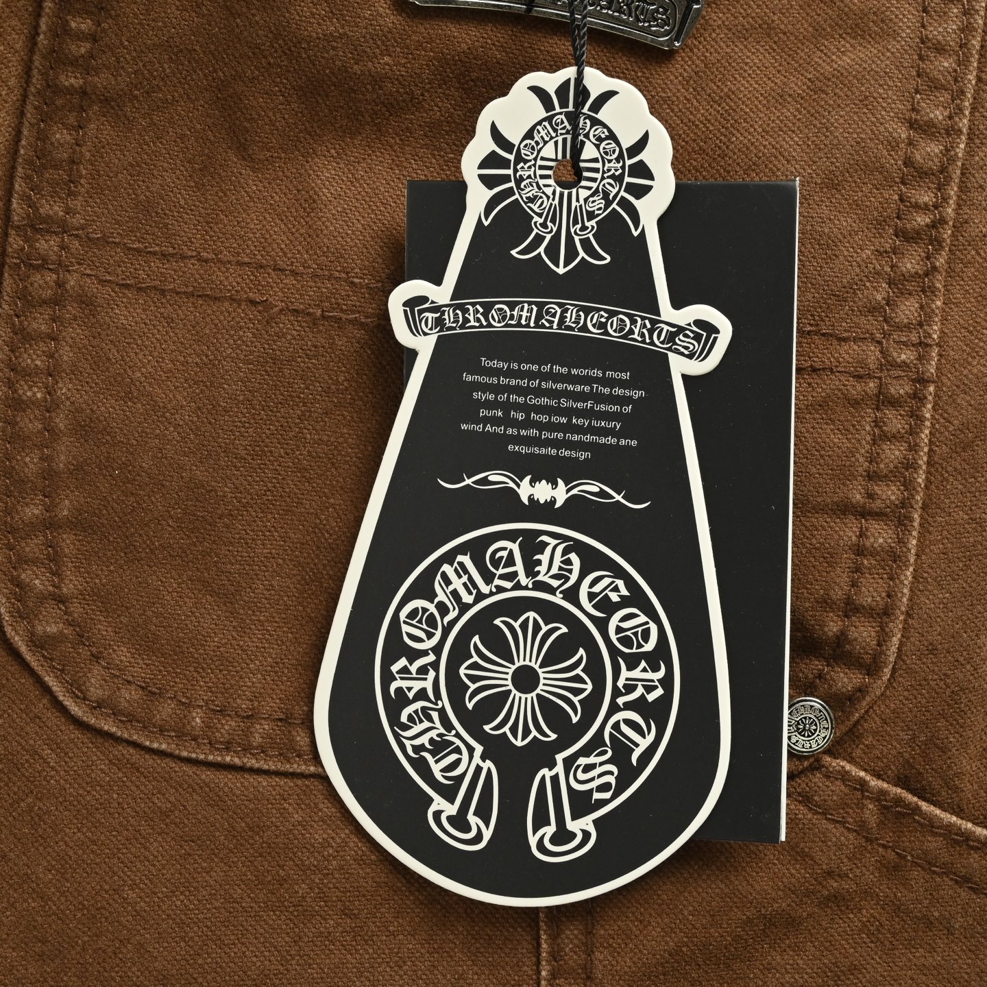 Leather label cross cargo jeans