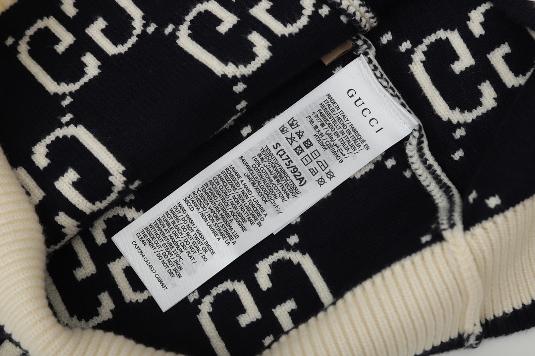 Classic casual crew neck sweater