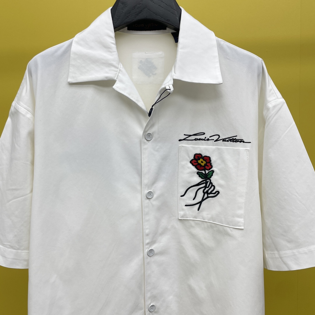 Rose Embroidered Short-sleeved Shirt
