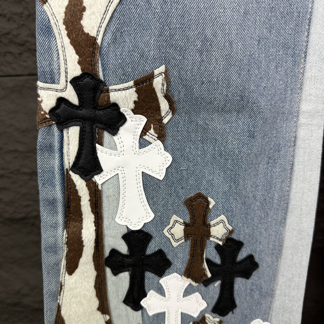 Cross-patch couple's washed jeans