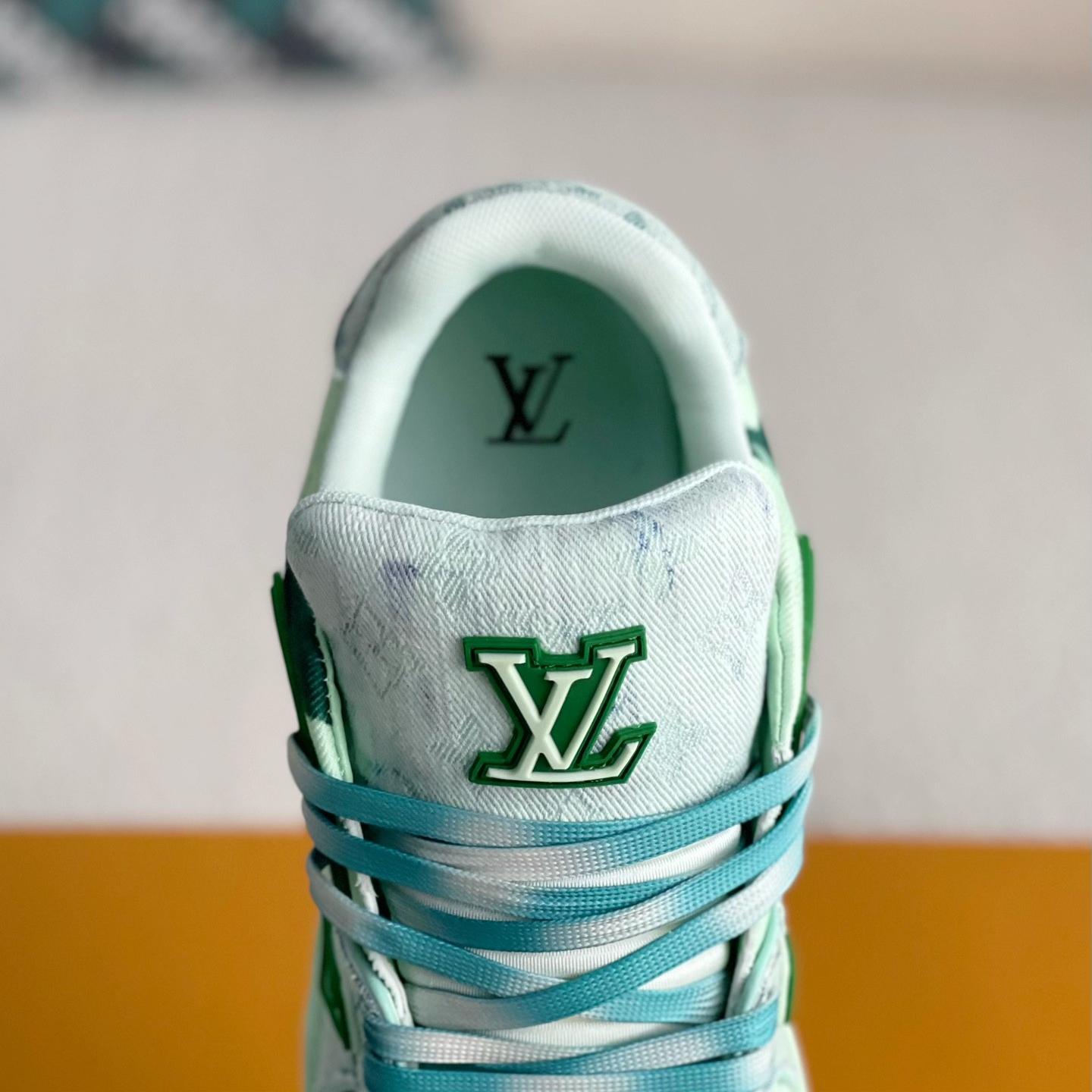 Green Trainer Sneaker