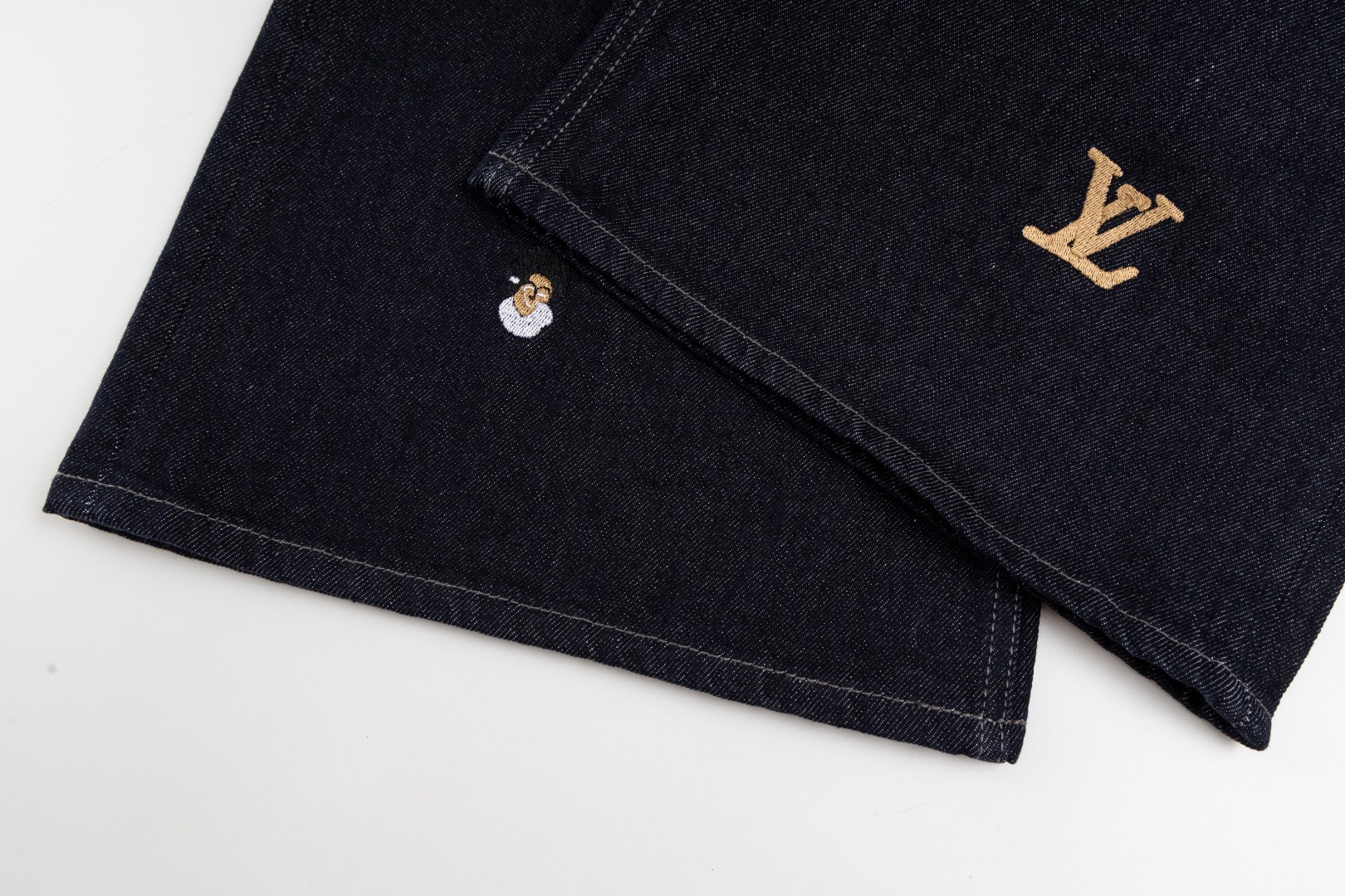 Embroidered Flared Jeans