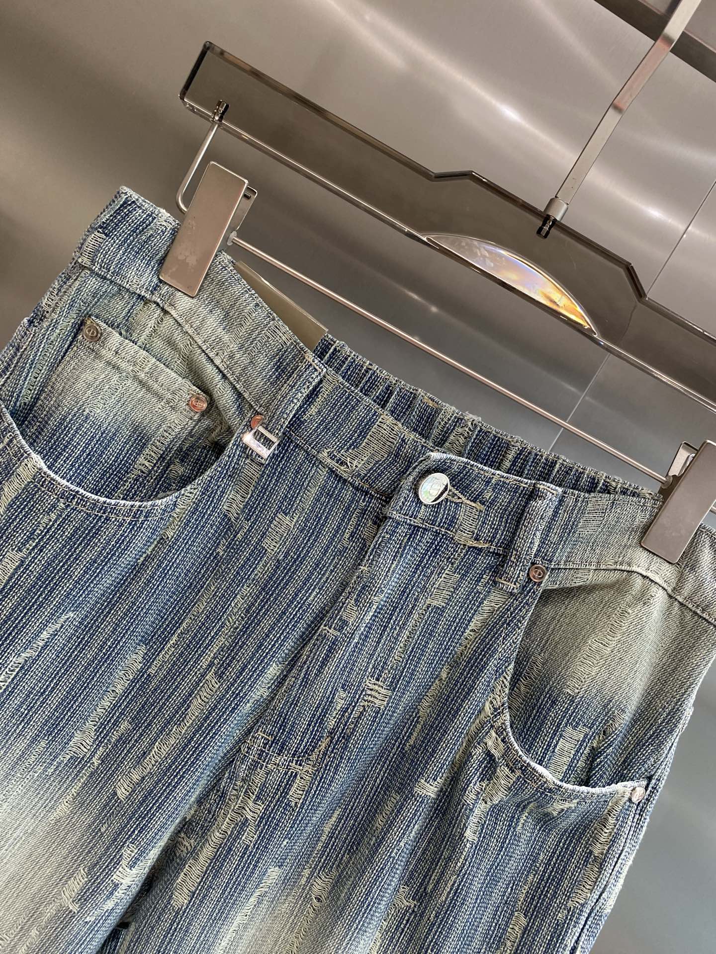 Men's light blue jeans