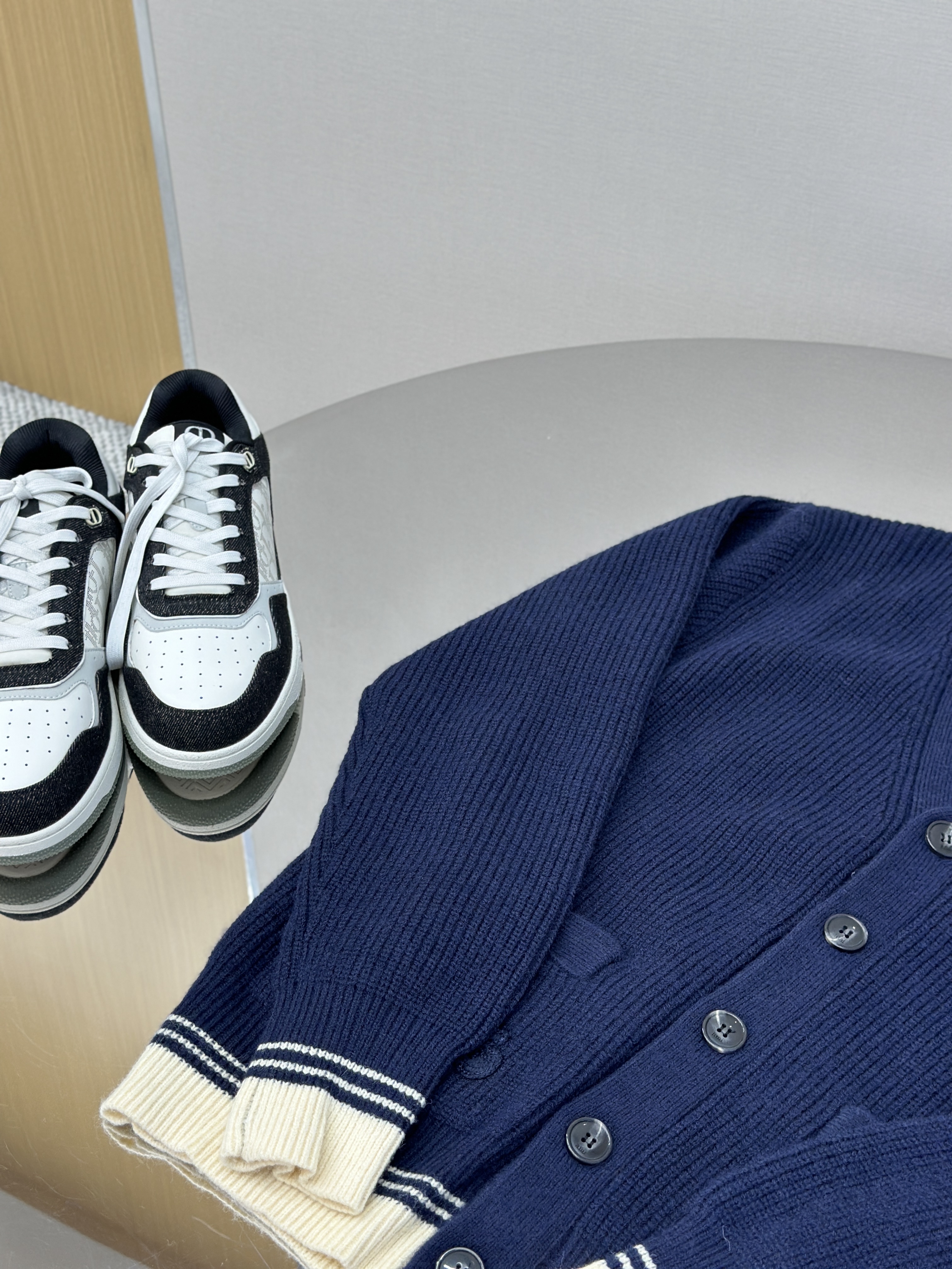 New Woven ADC Heart Stripe V-Neck Cardigan Sweater