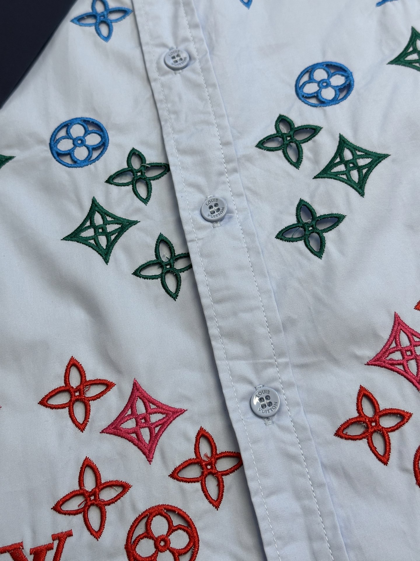 Spring and Summer Classic Rainbow Embroidered Shirt