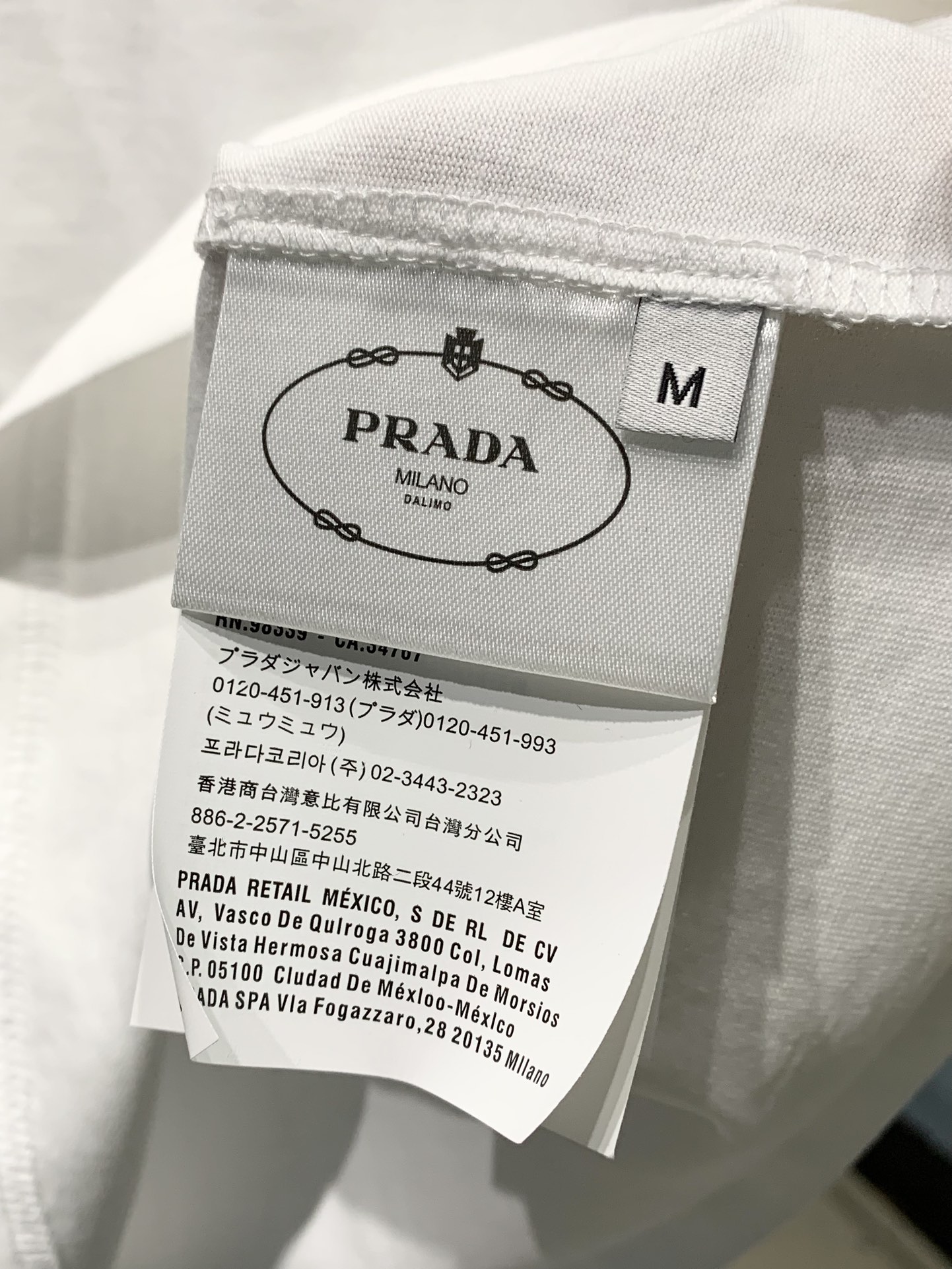 Black And White Knitted T-shirt