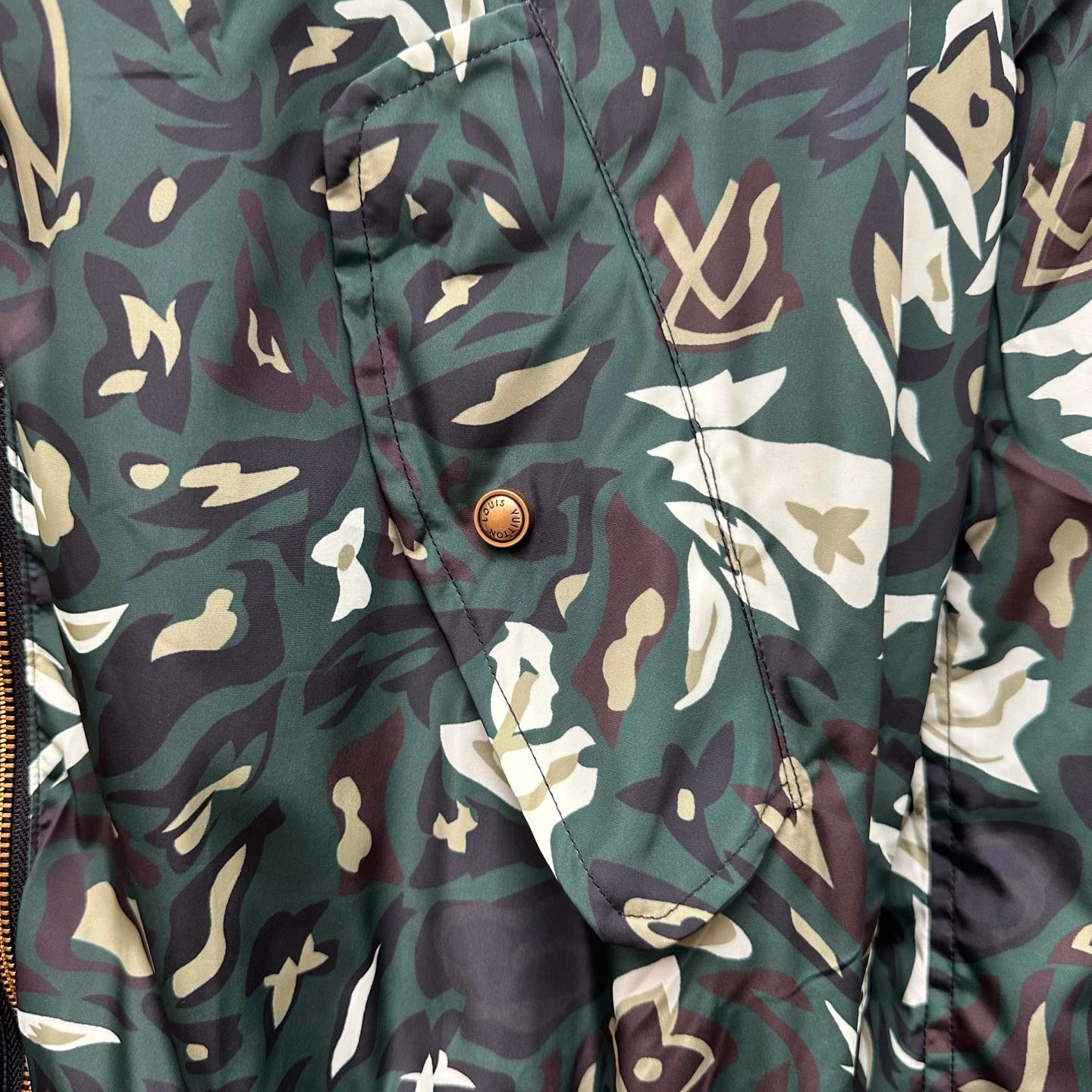 reversible hooded zip-up jacket