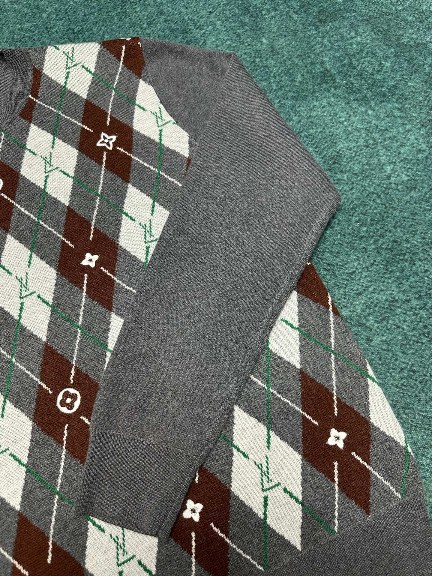 25SS New Crew Neck Sweater