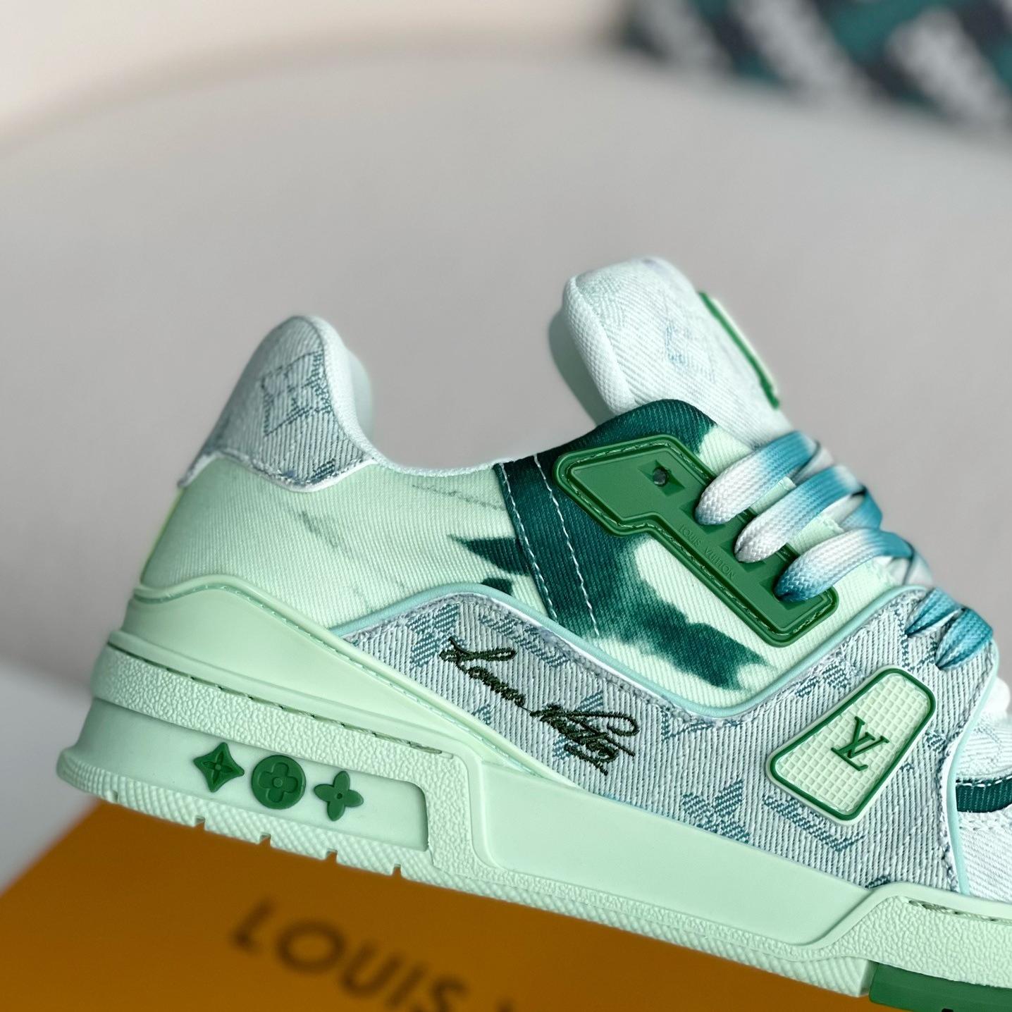 Green Trainer Sneaker