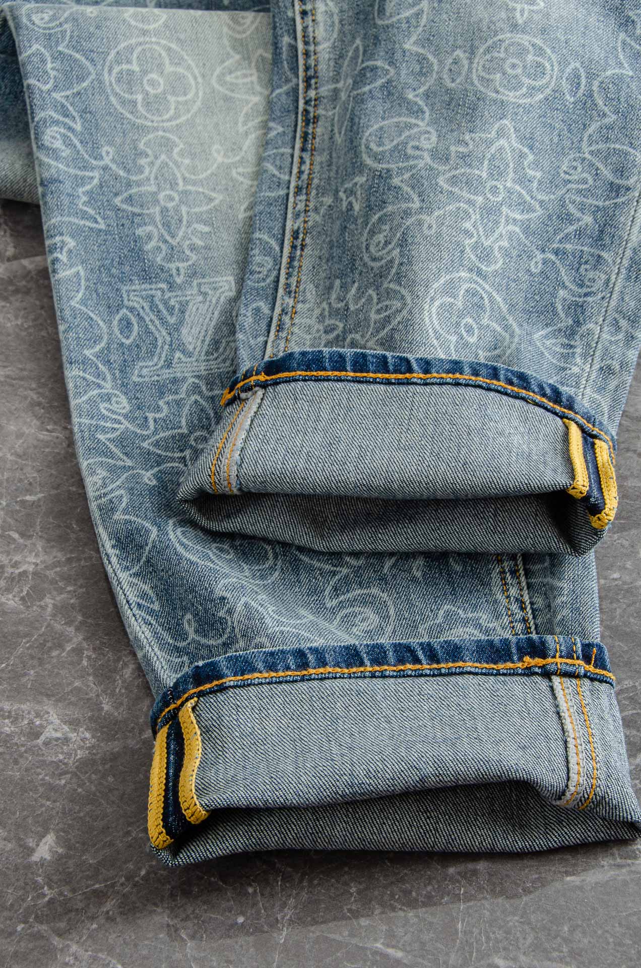 2025SS Men's Fashion Straight-Leg Denim Jeans