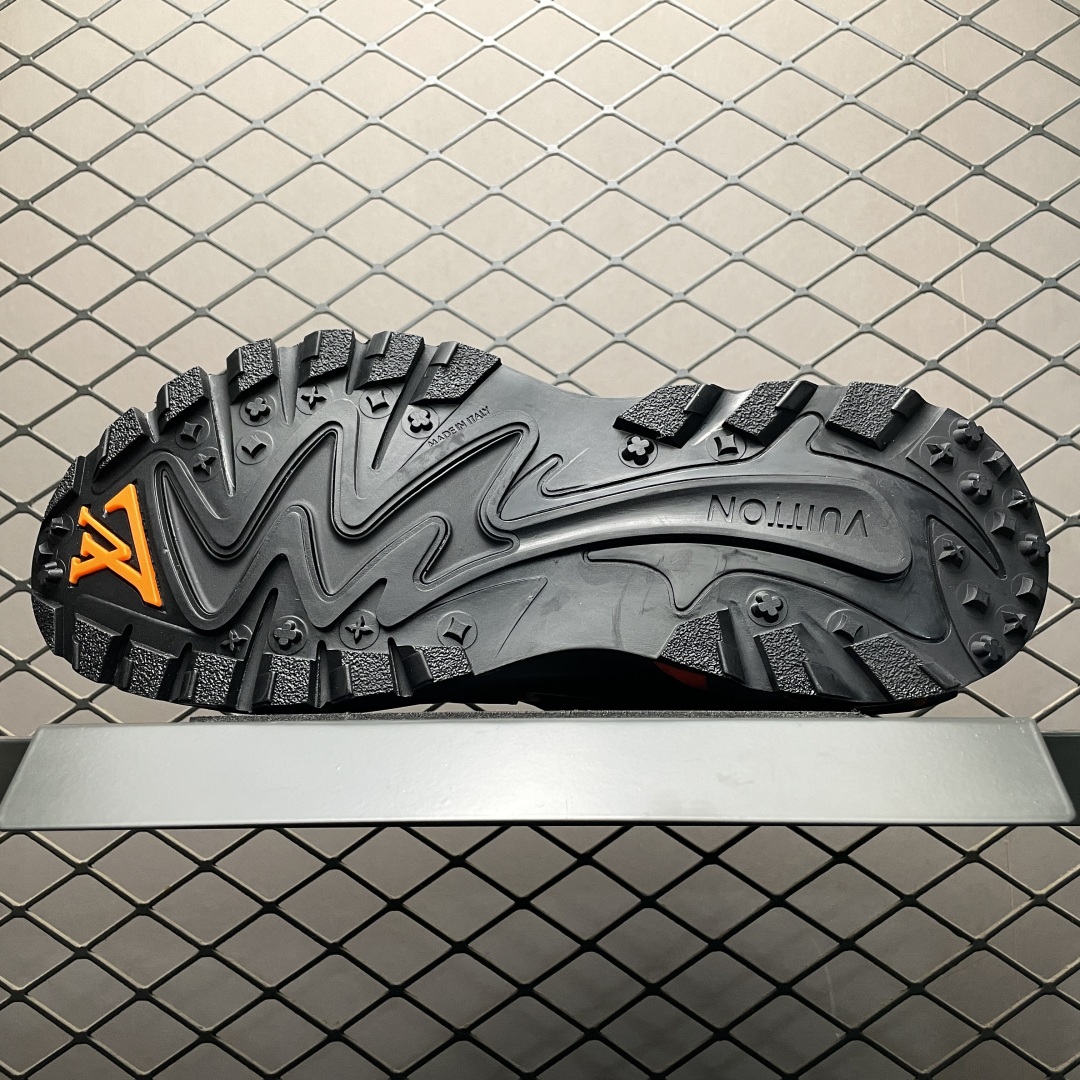 Trendy Retro Sneakers