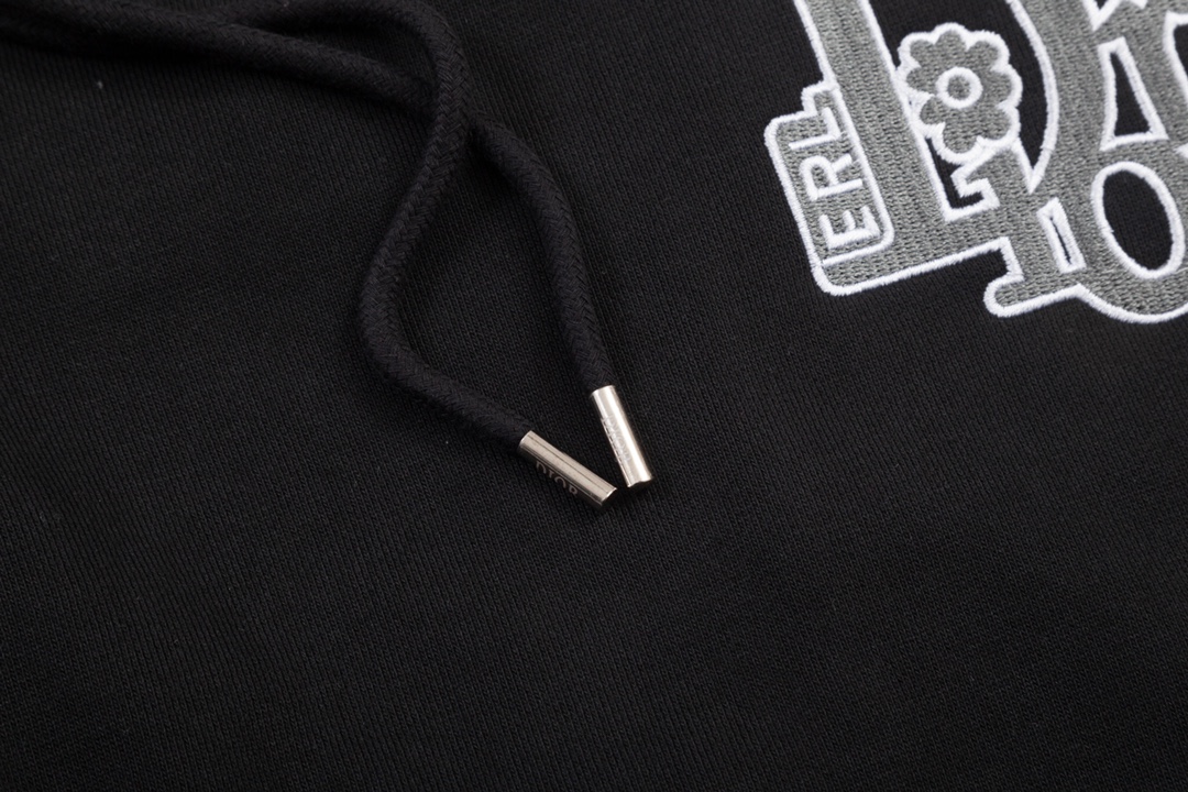 Double G Embroidery Side Stripe Shorts