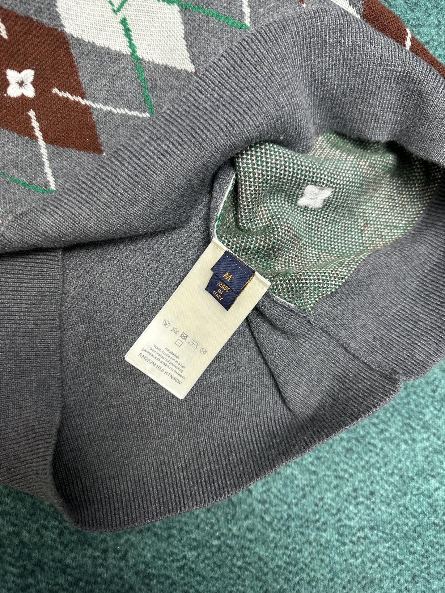 25SS New Crew Neck Sweater