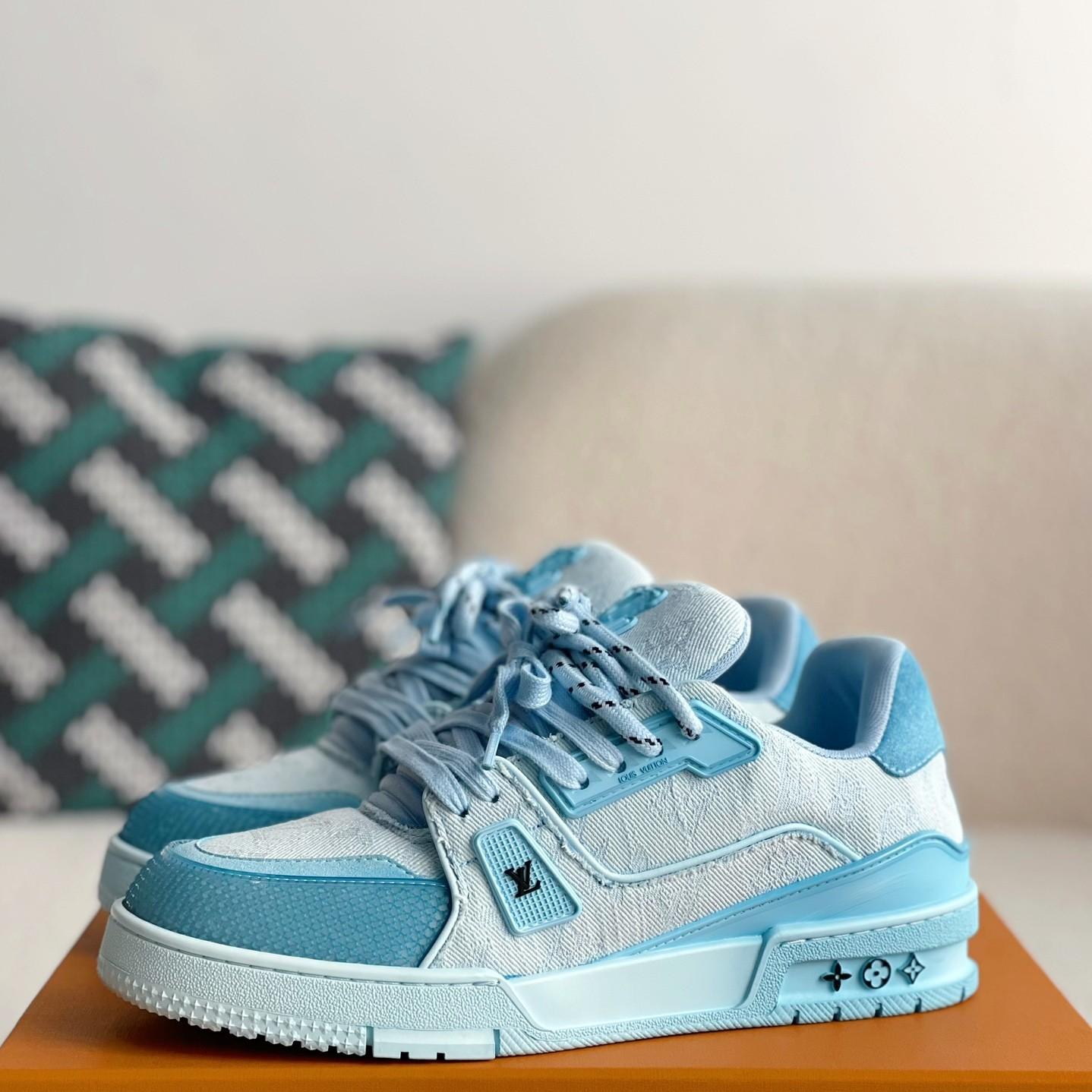 BLUE TRAINER CANVAS SNEAKERS