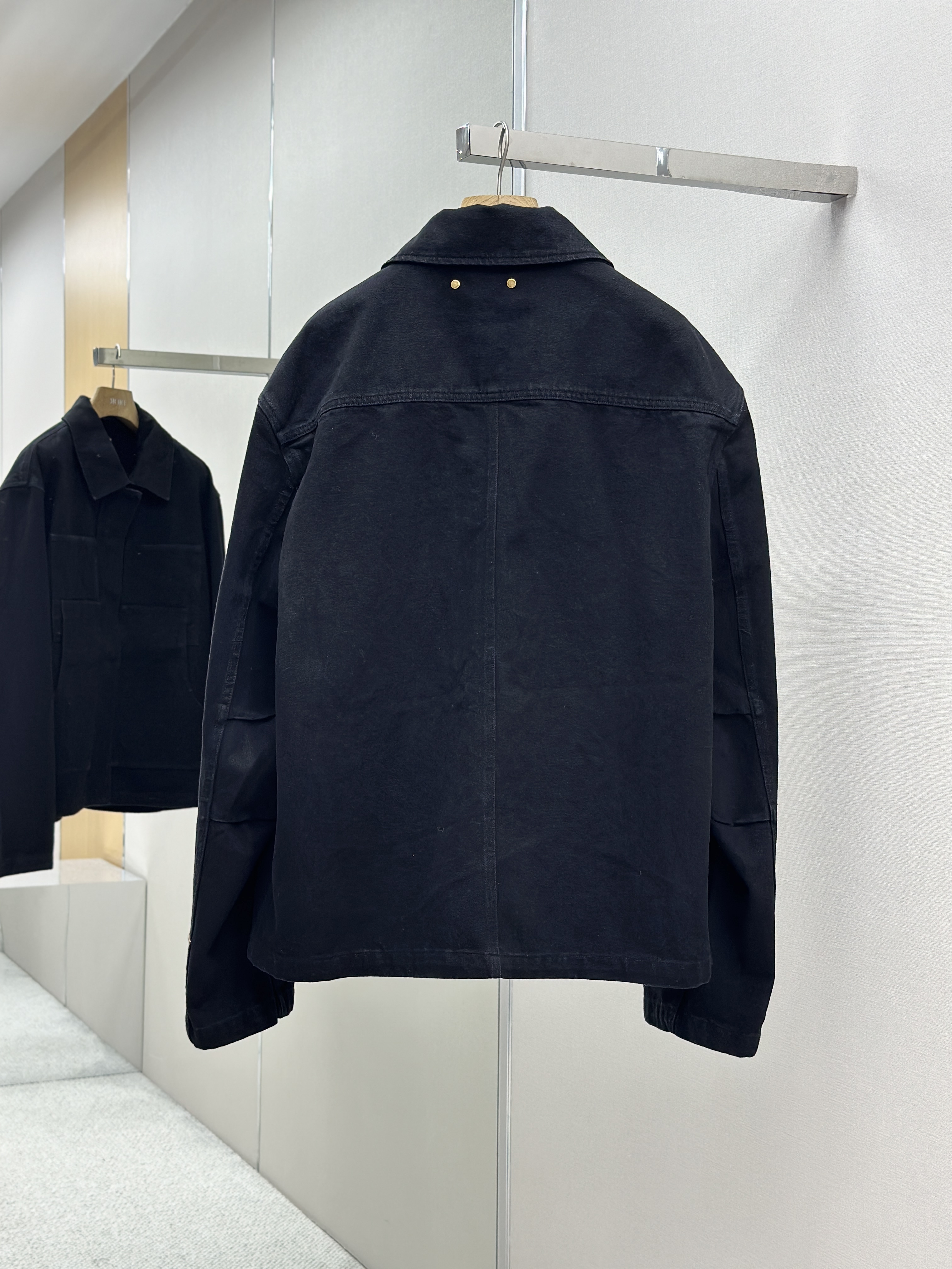 New Embossed Long Sleeve Jacket