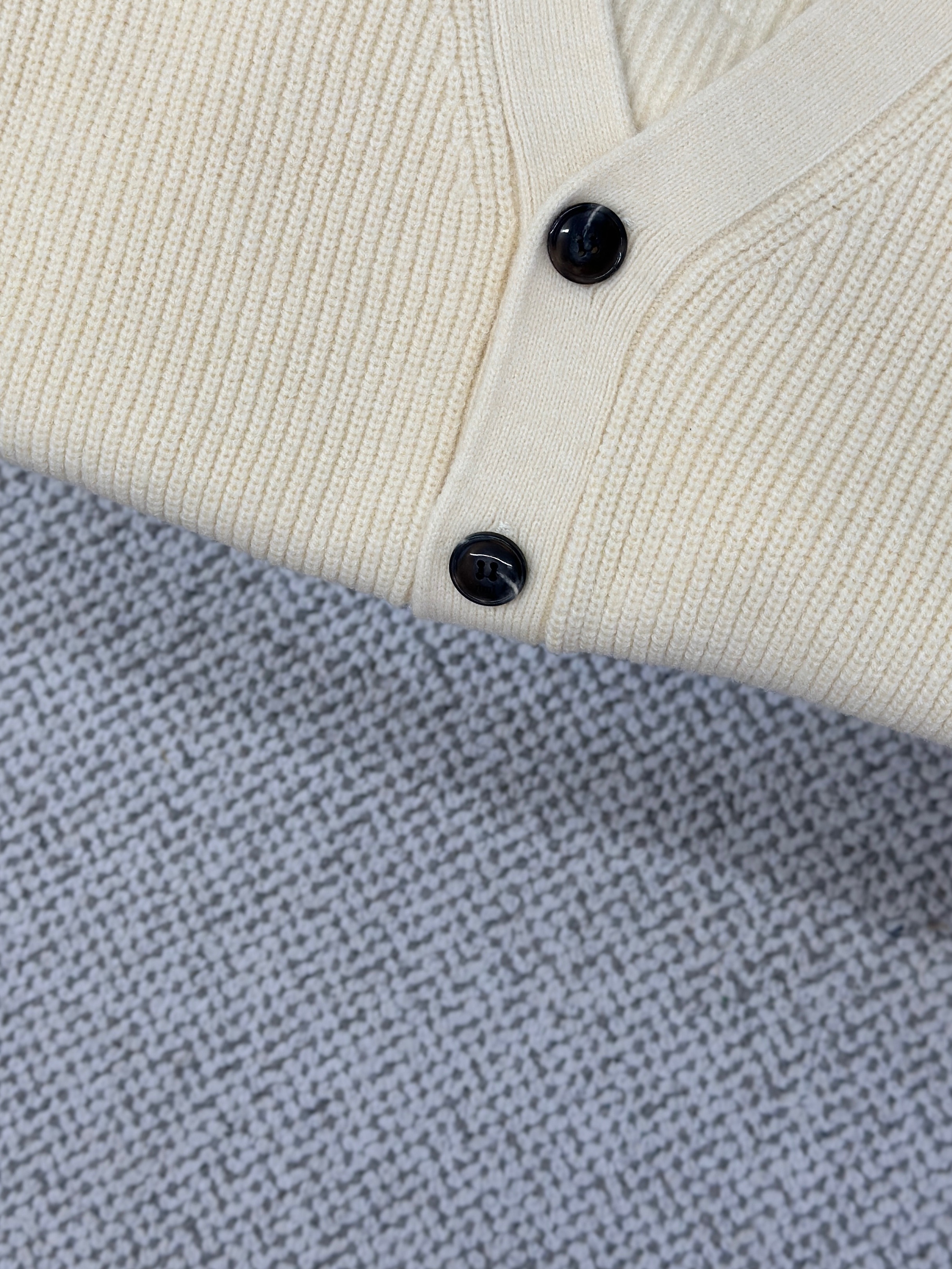 New Woven ADC Heart Stripe V-Neck Cardigan Sweater