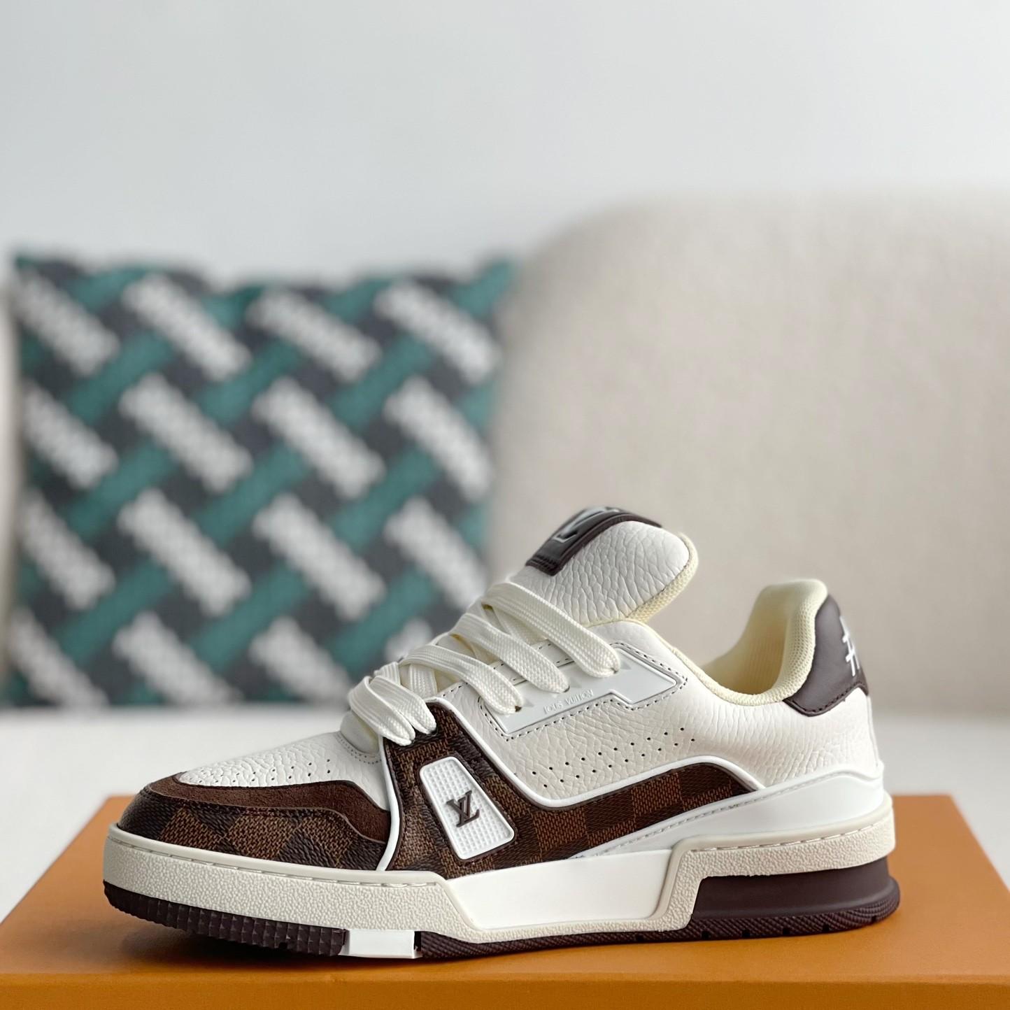 Giay Trainer 'Mocha Brown'