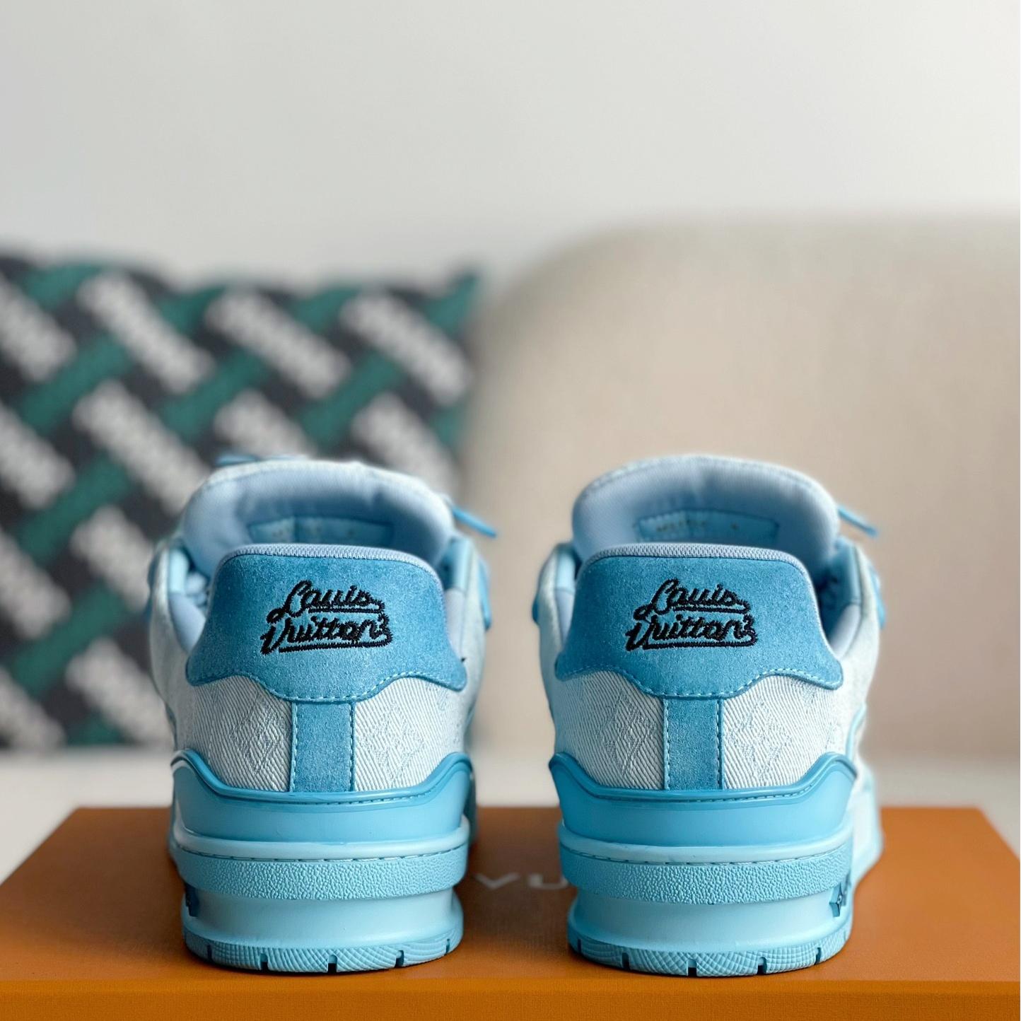 BLUE TRAINER CANVAS SNEAKERS