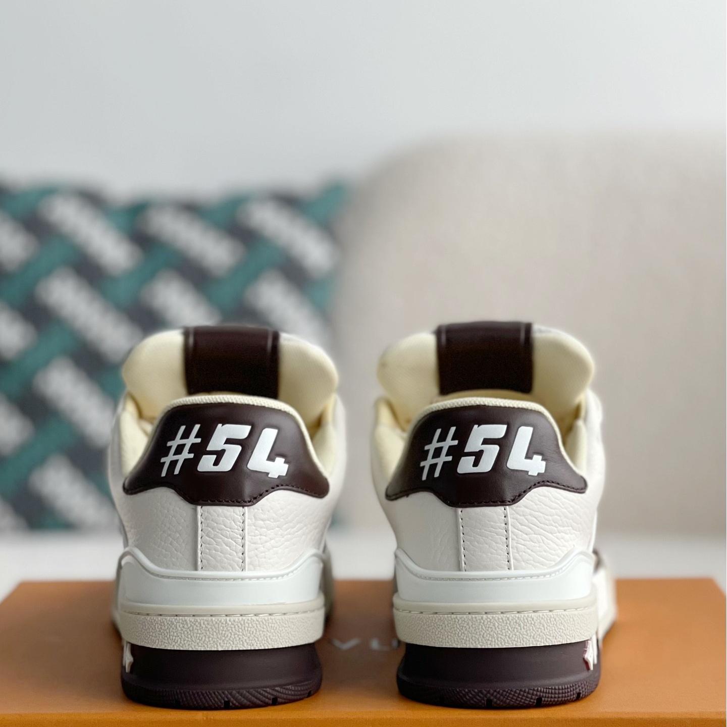 Giay Trainer 'Mocha Brown'