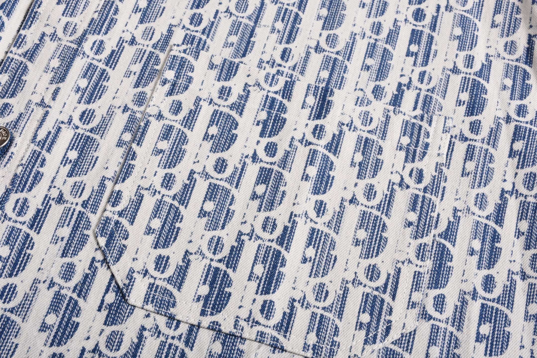 All-over Jacquard Short-Sleeve Denim Shirt
