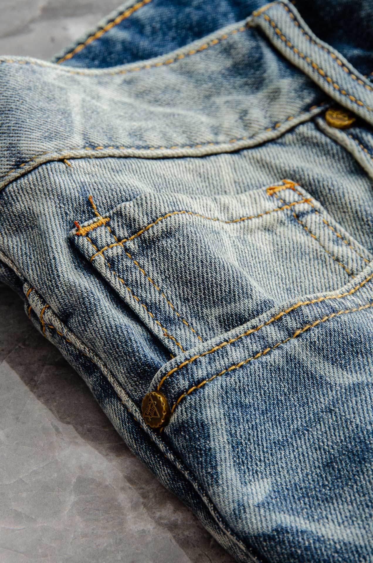 Men's Fashion Straight-Leg Denim Jeans