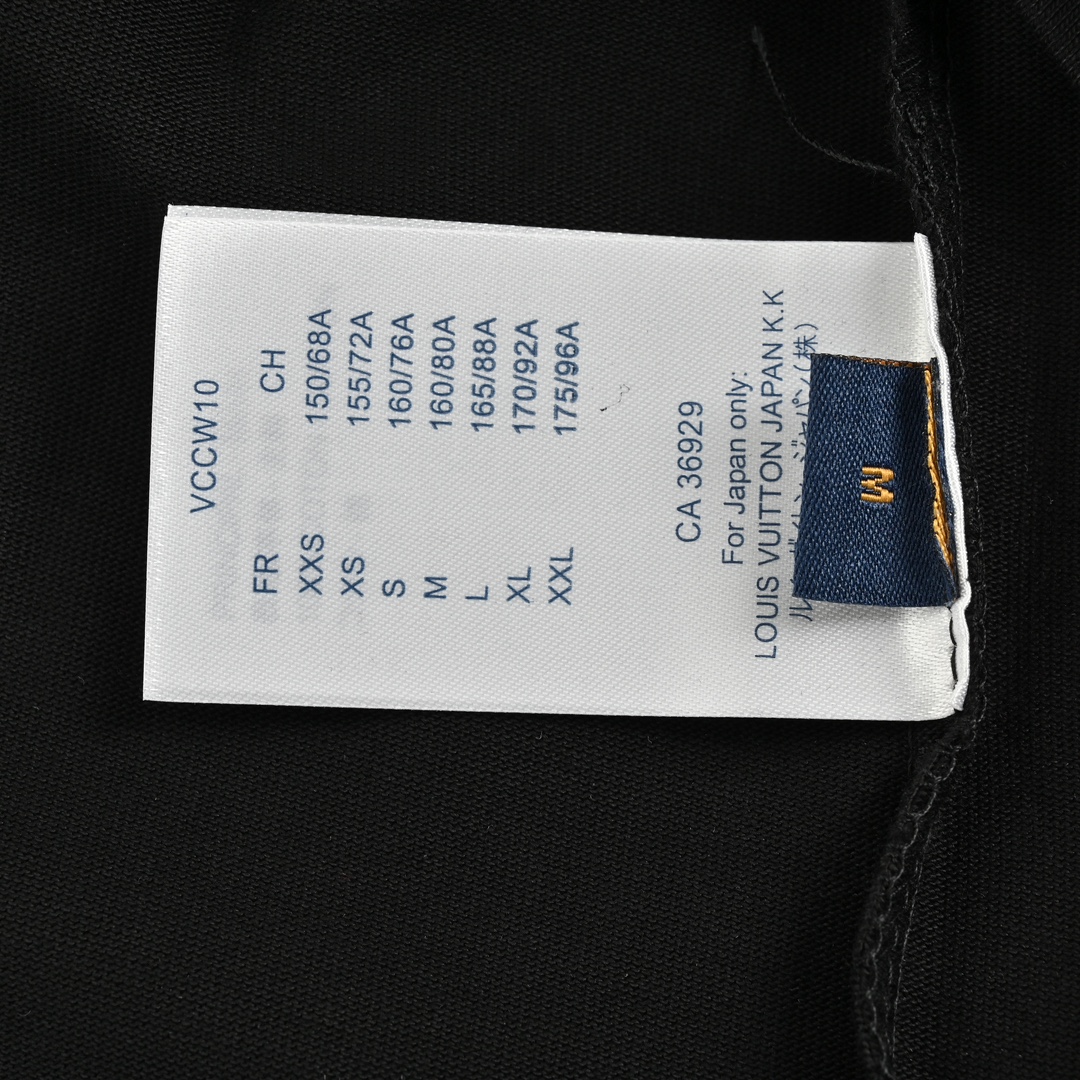 Hand-painted large letters T-shirt