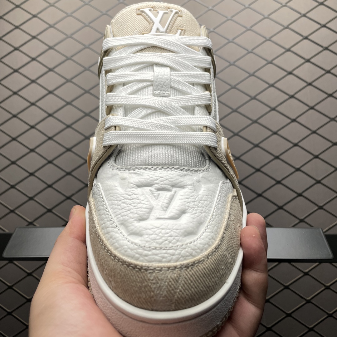 2025 Low-Top Casual Sneakers