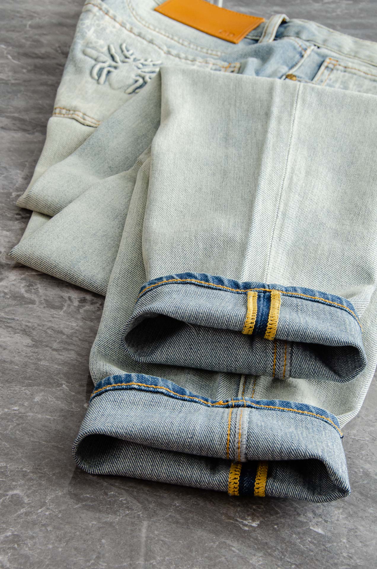 2025SS Men's Fashion Straight-Leg Denim Jeans