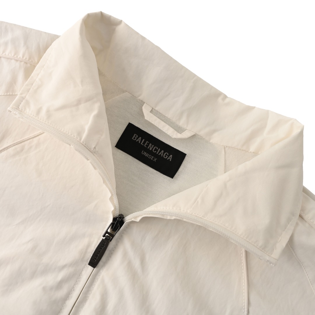 Balenciaga 76 Manchester United embroidered patch