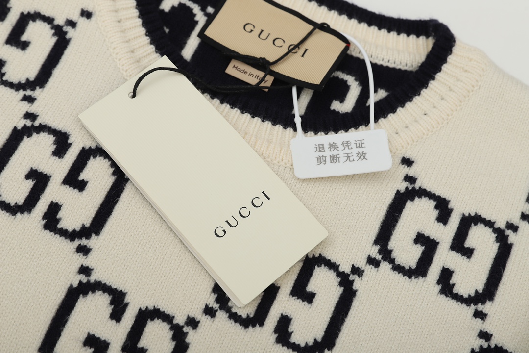 Classic casual crew neck sweater