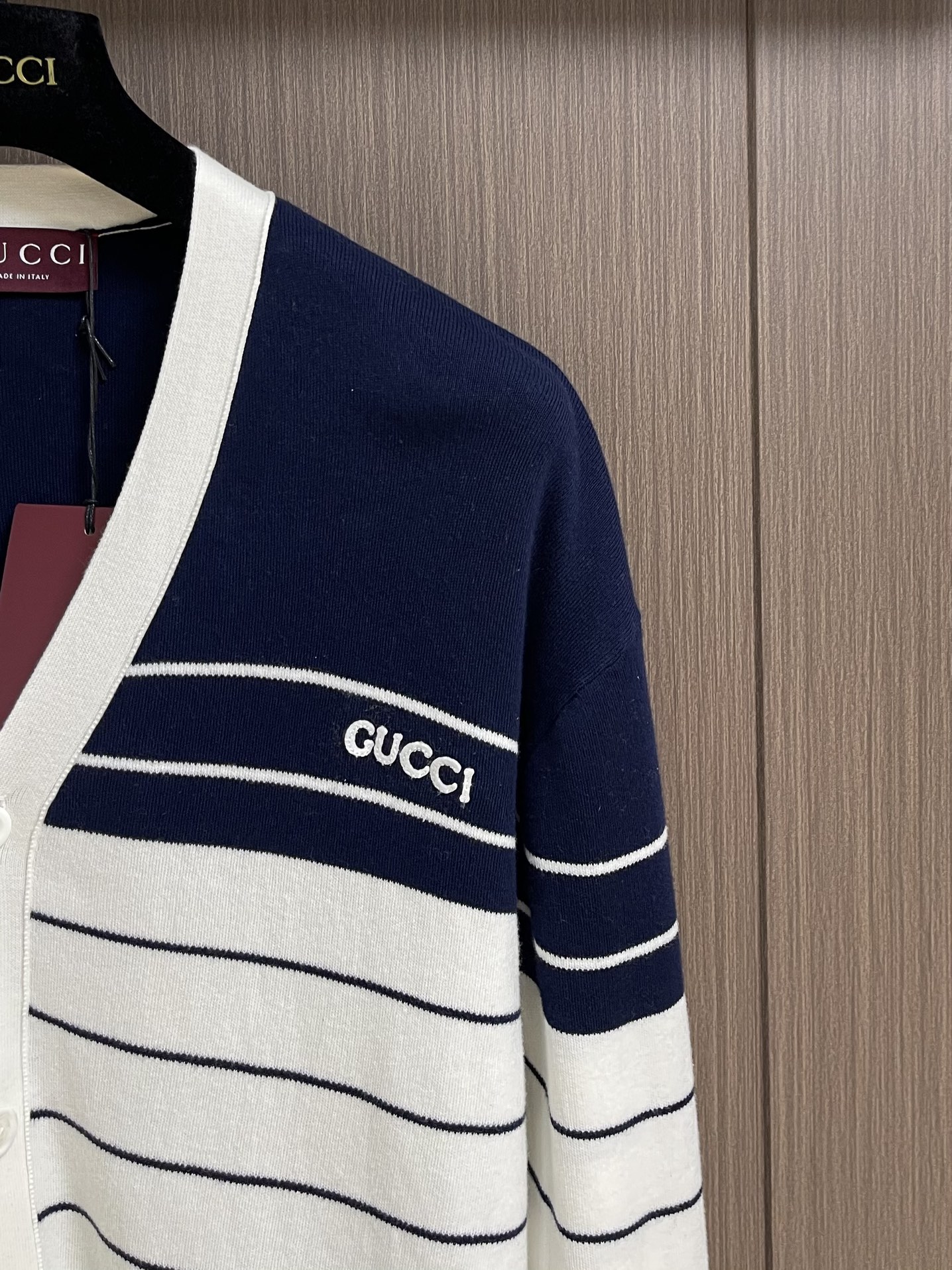 2025 SS New V-Neck Knitted Cardiga