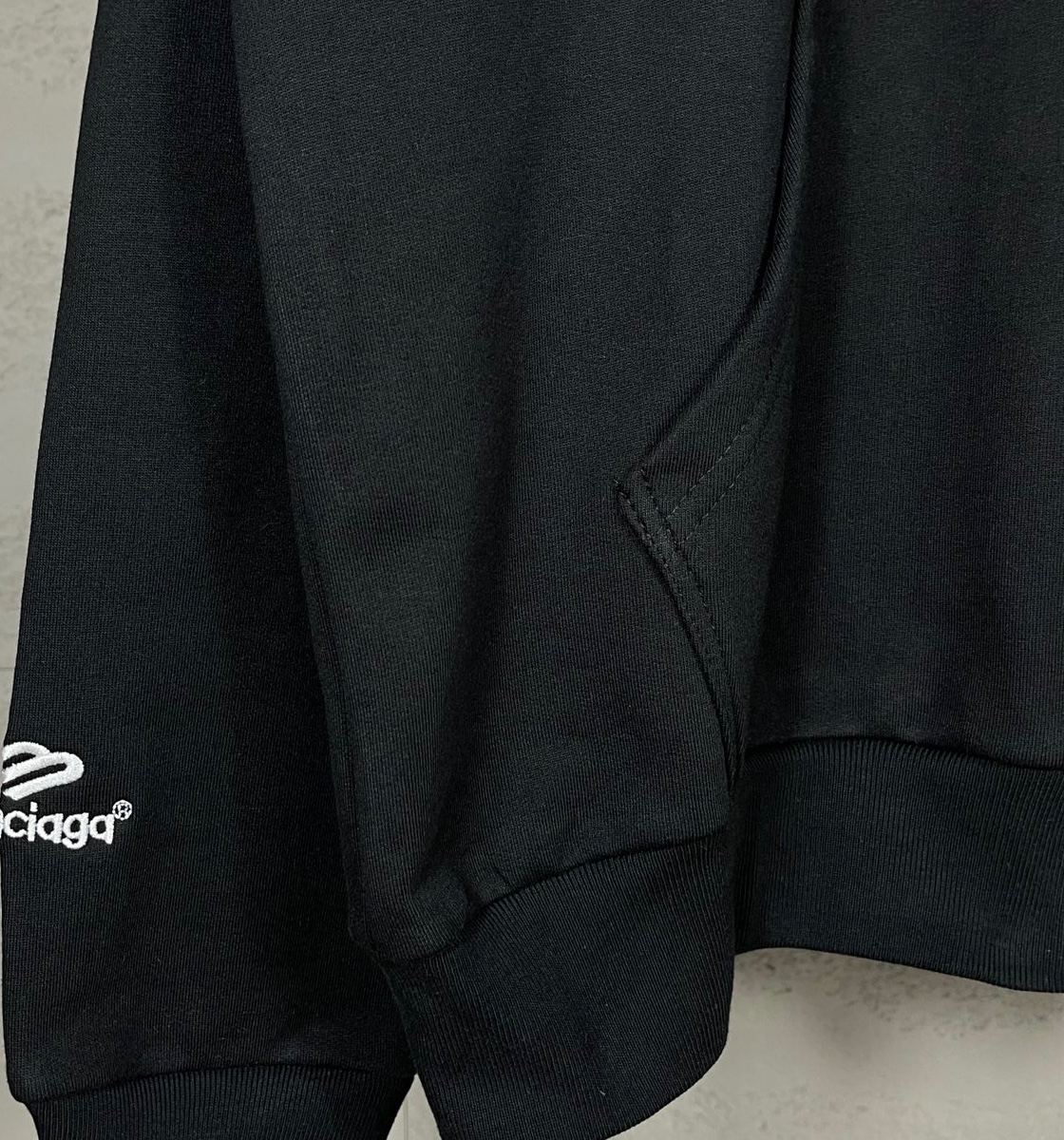 Manchester United embroidered zip-up hoodie