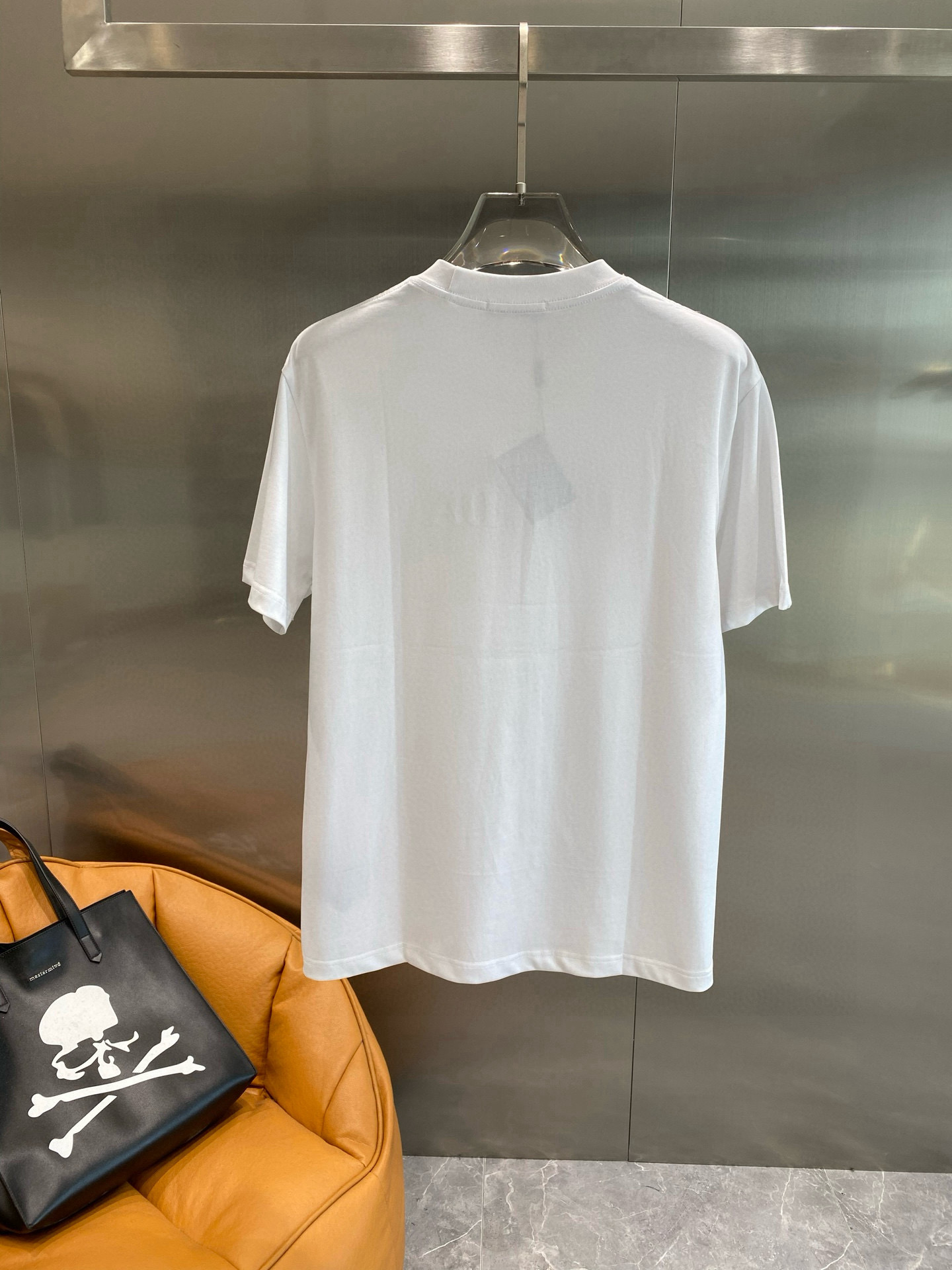 Black and White Classic Style T-Shirt