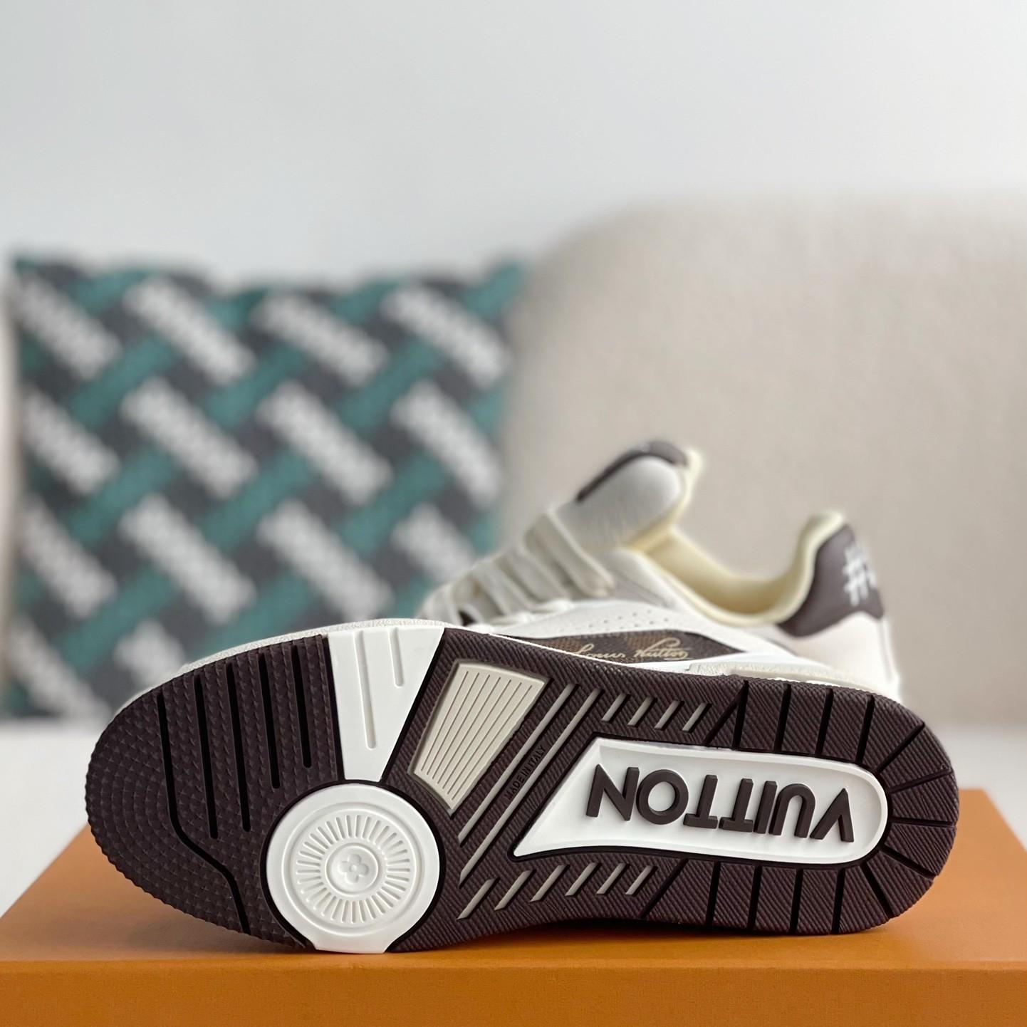 Giay Trainer 'Mocha Brown'