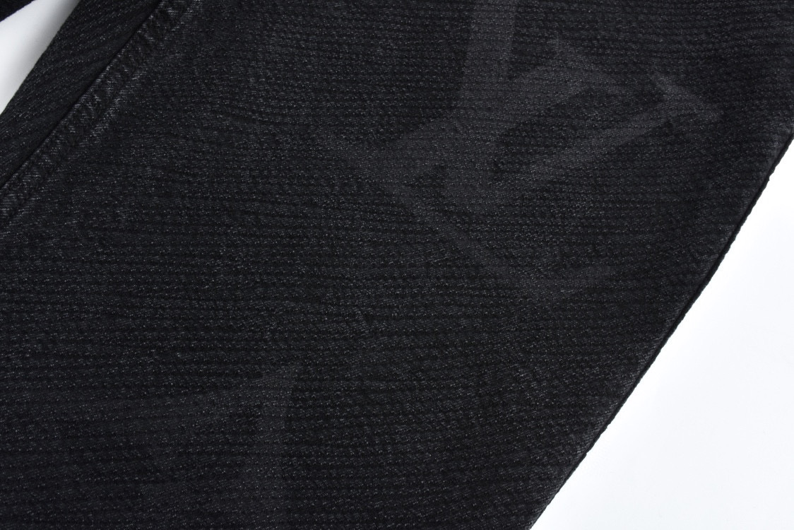 Distressed Burnout Print Jeans